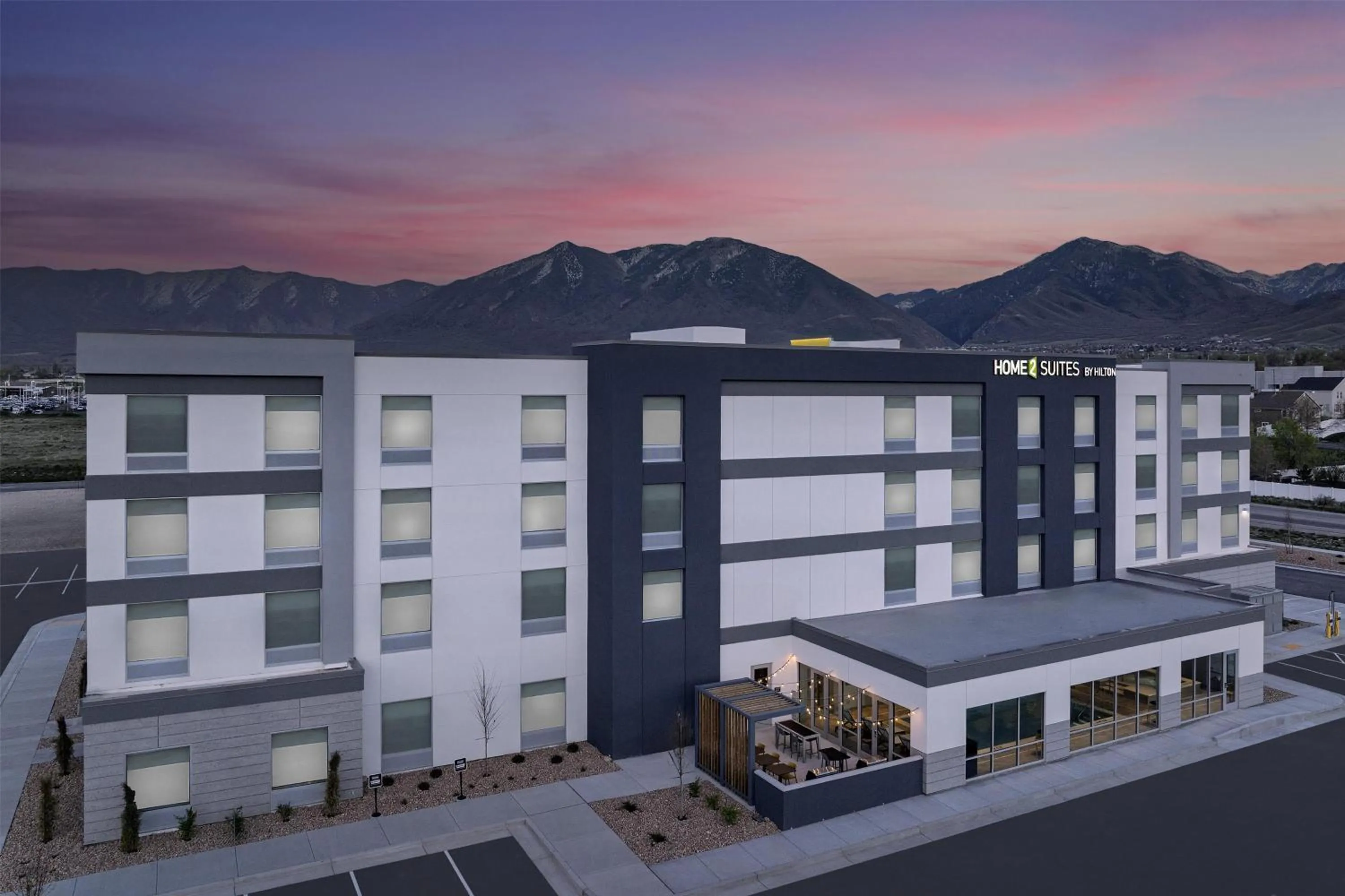 Property building in Home2 Suites By Hilton Tooele
