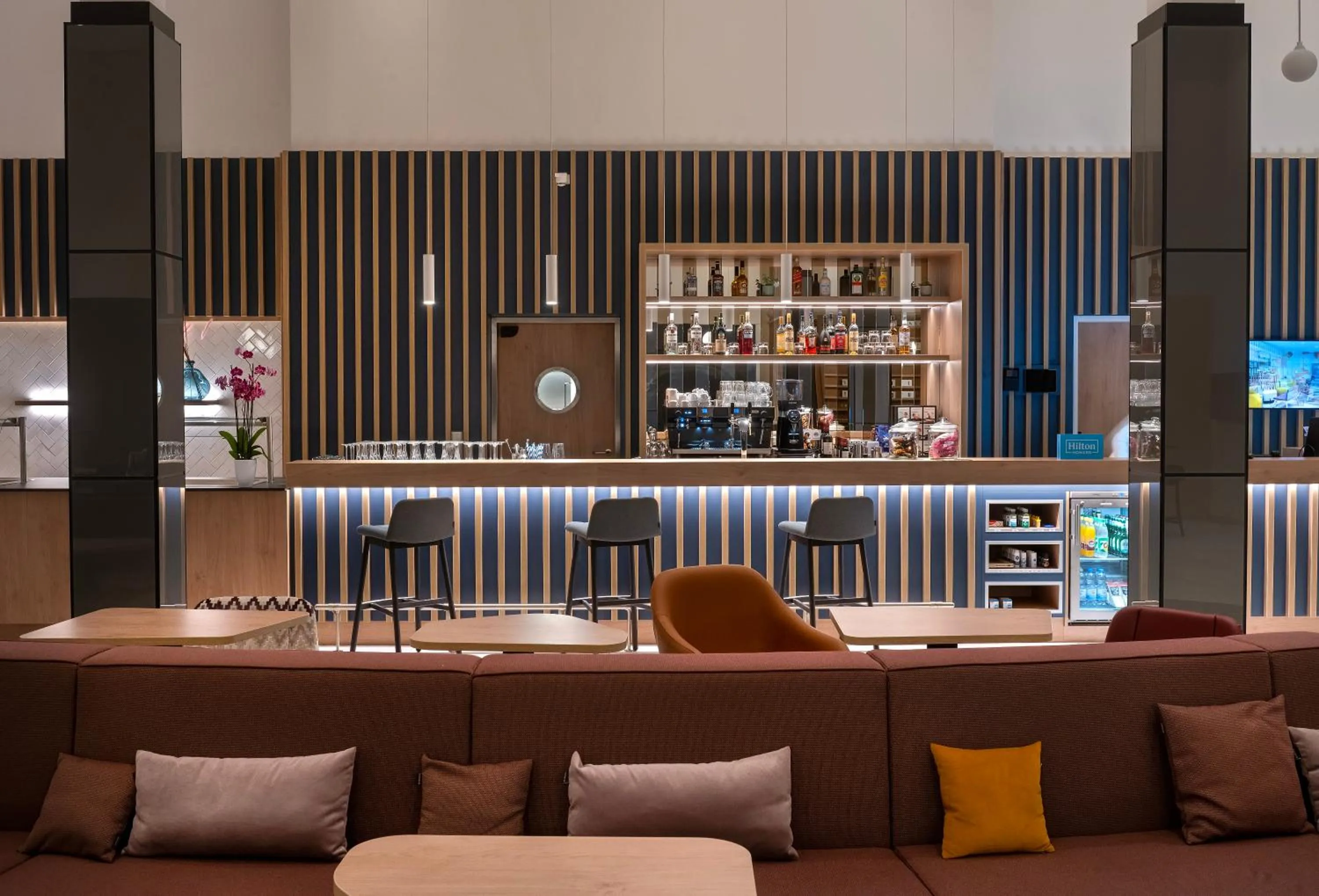 Lounge or bar in Hampton By Hilton Potsdam Babelsberg