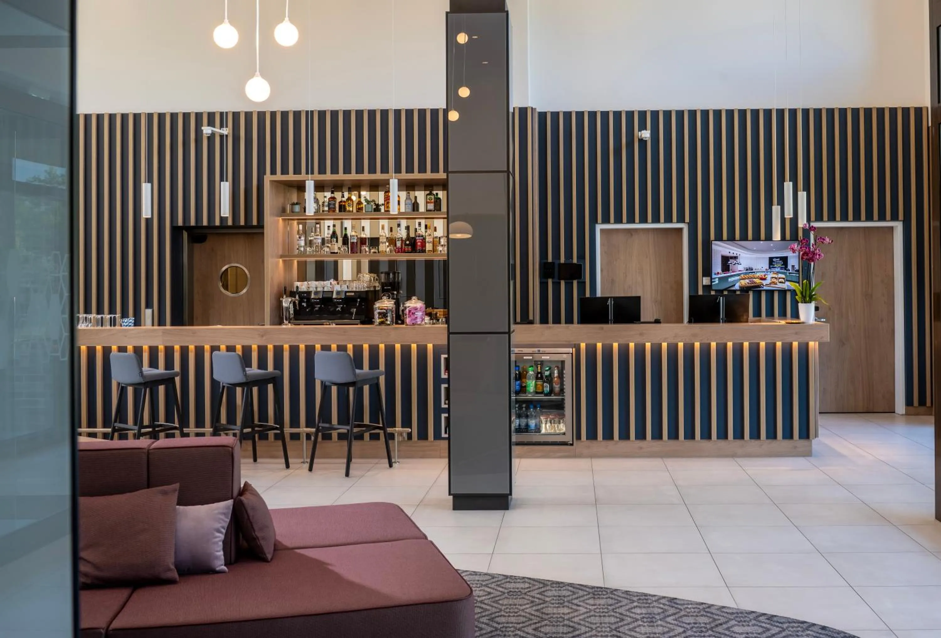 Lounge or bar in Hampton By Hilton Potsdam Babelsberg