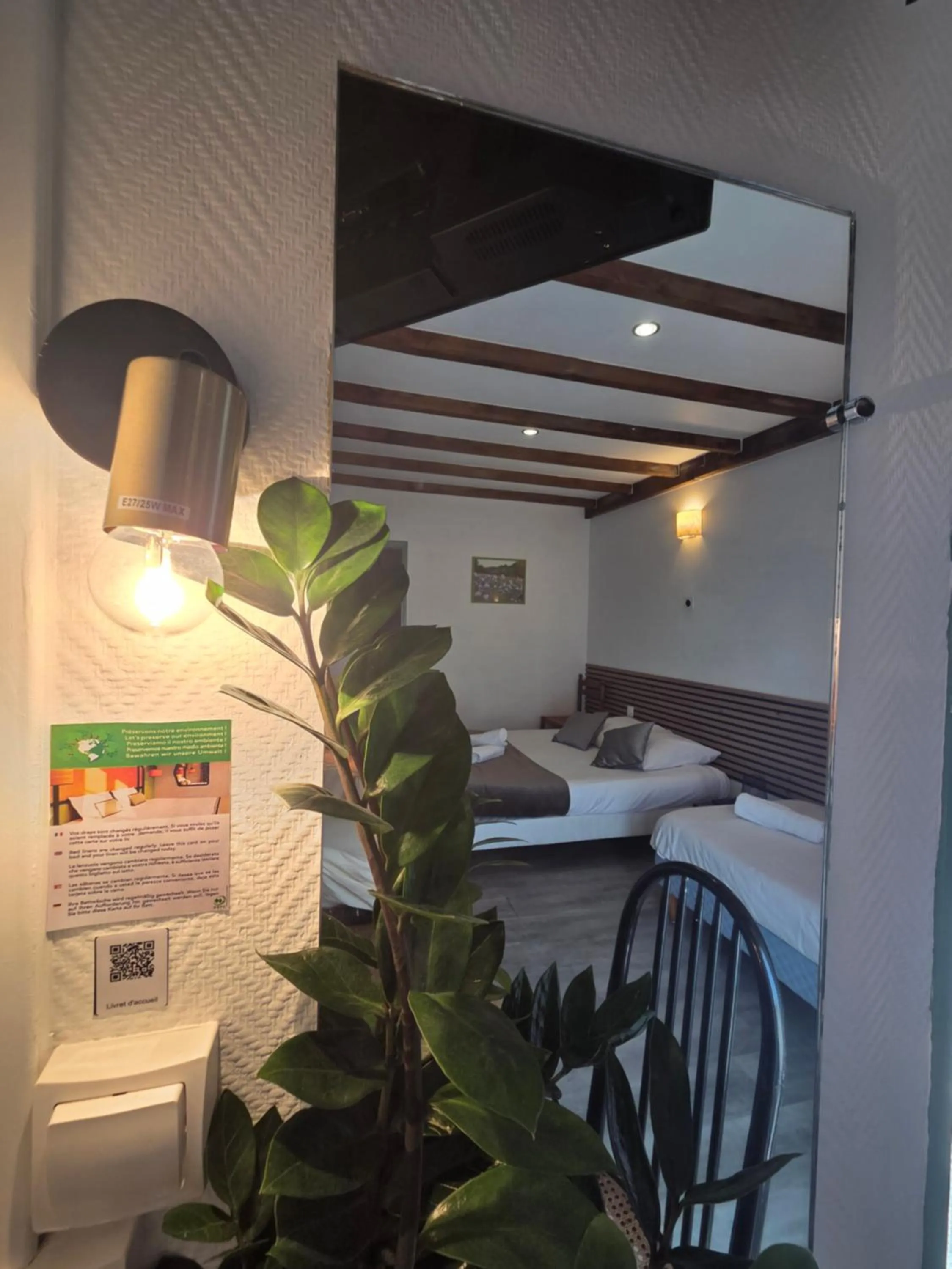 Bed in Hotel Magdeleine