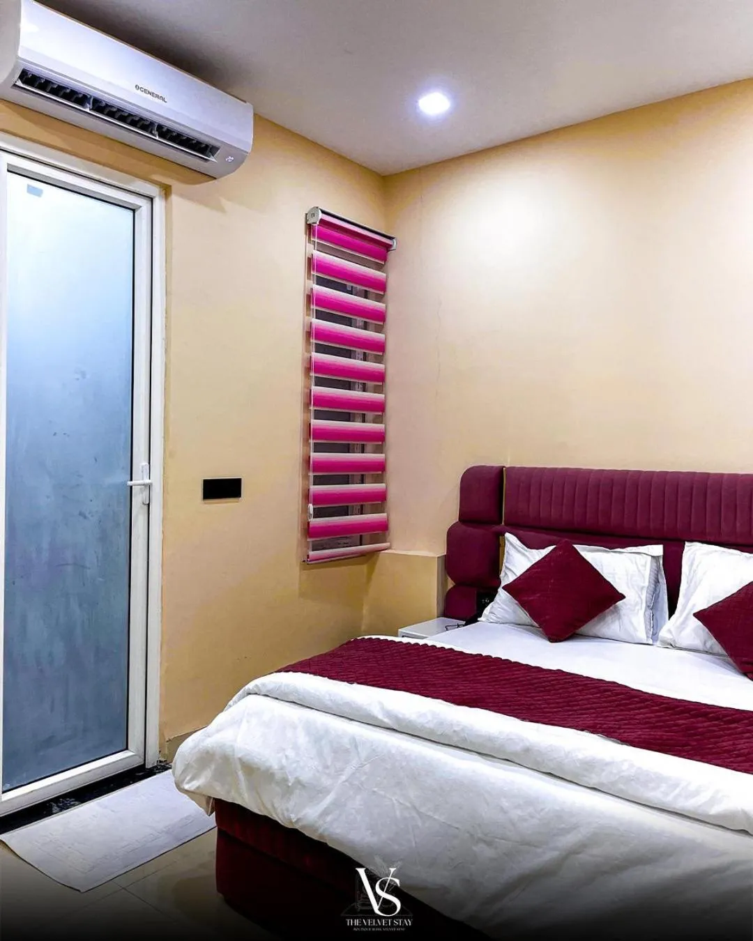 Bedroom, Bed in The Velvet Stay