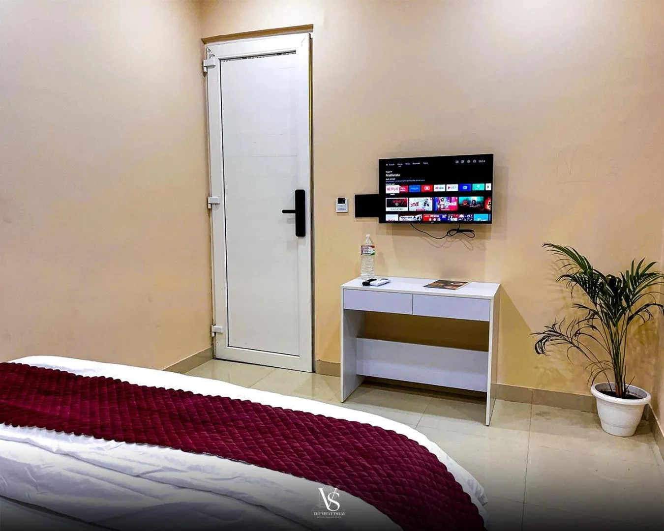 TV and multimedia, Bed in The Velvet Stay