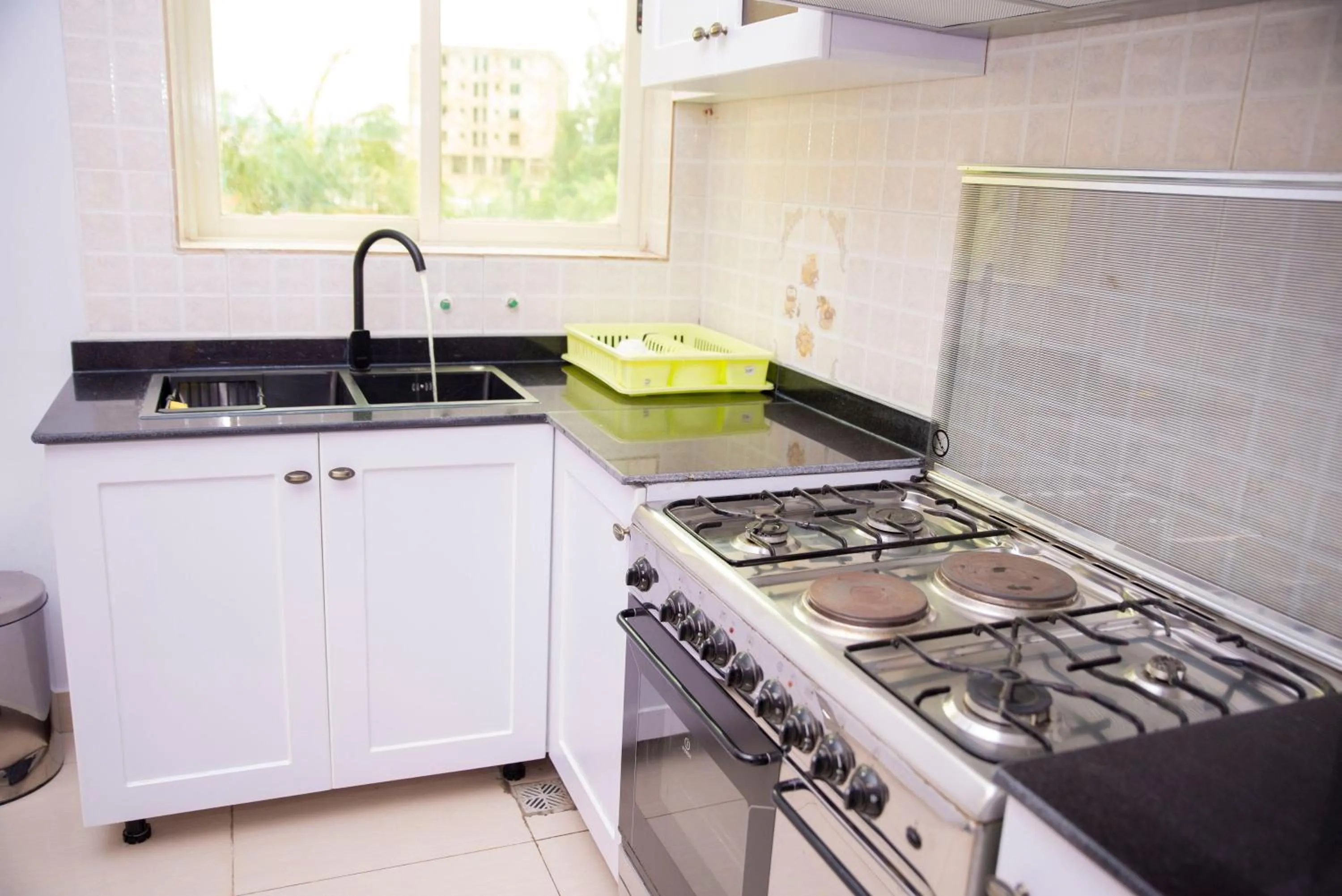 Kitchen or kitchenette in Grazia Apartment Hotel