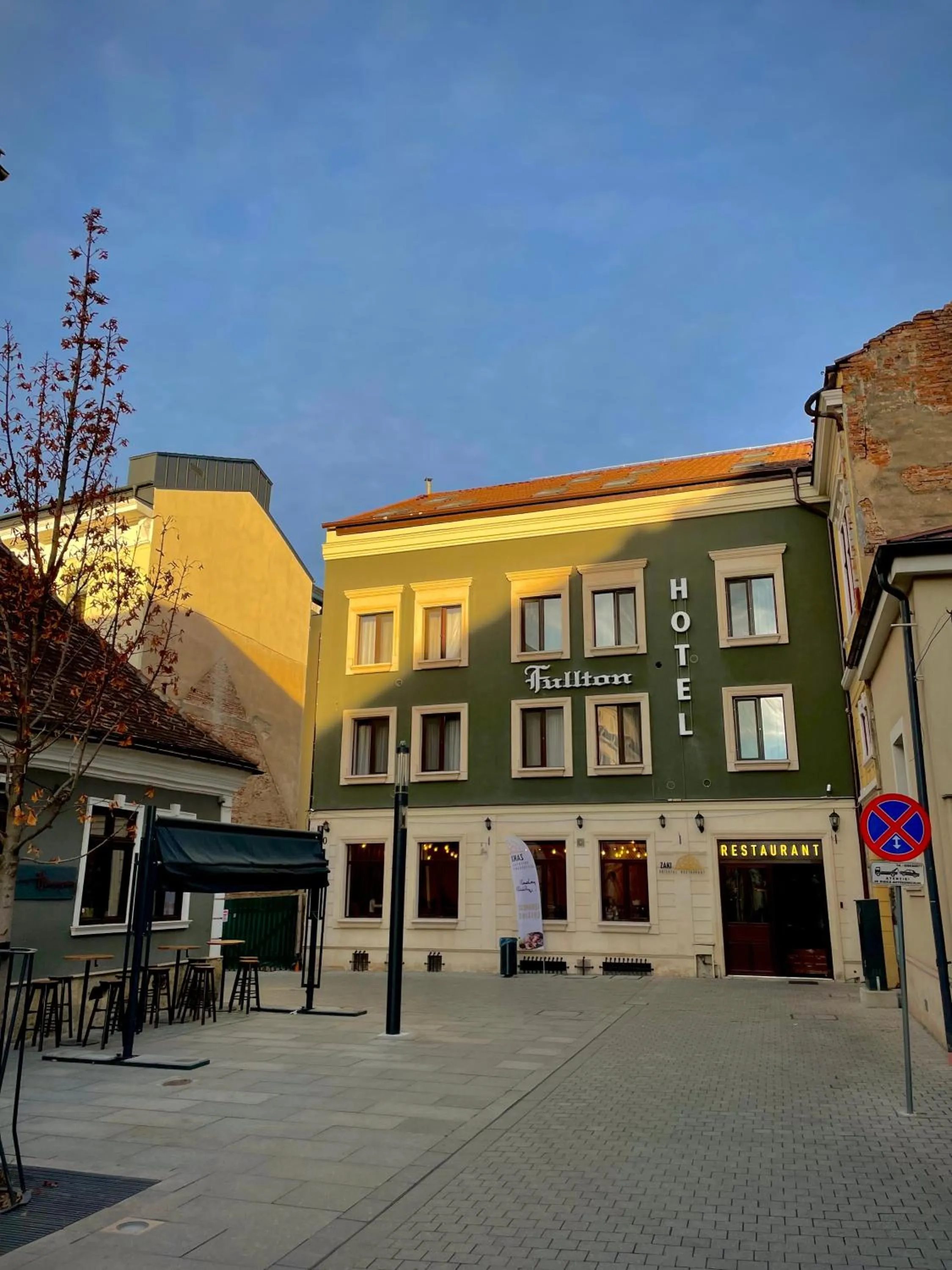 Property building in Fullton Central