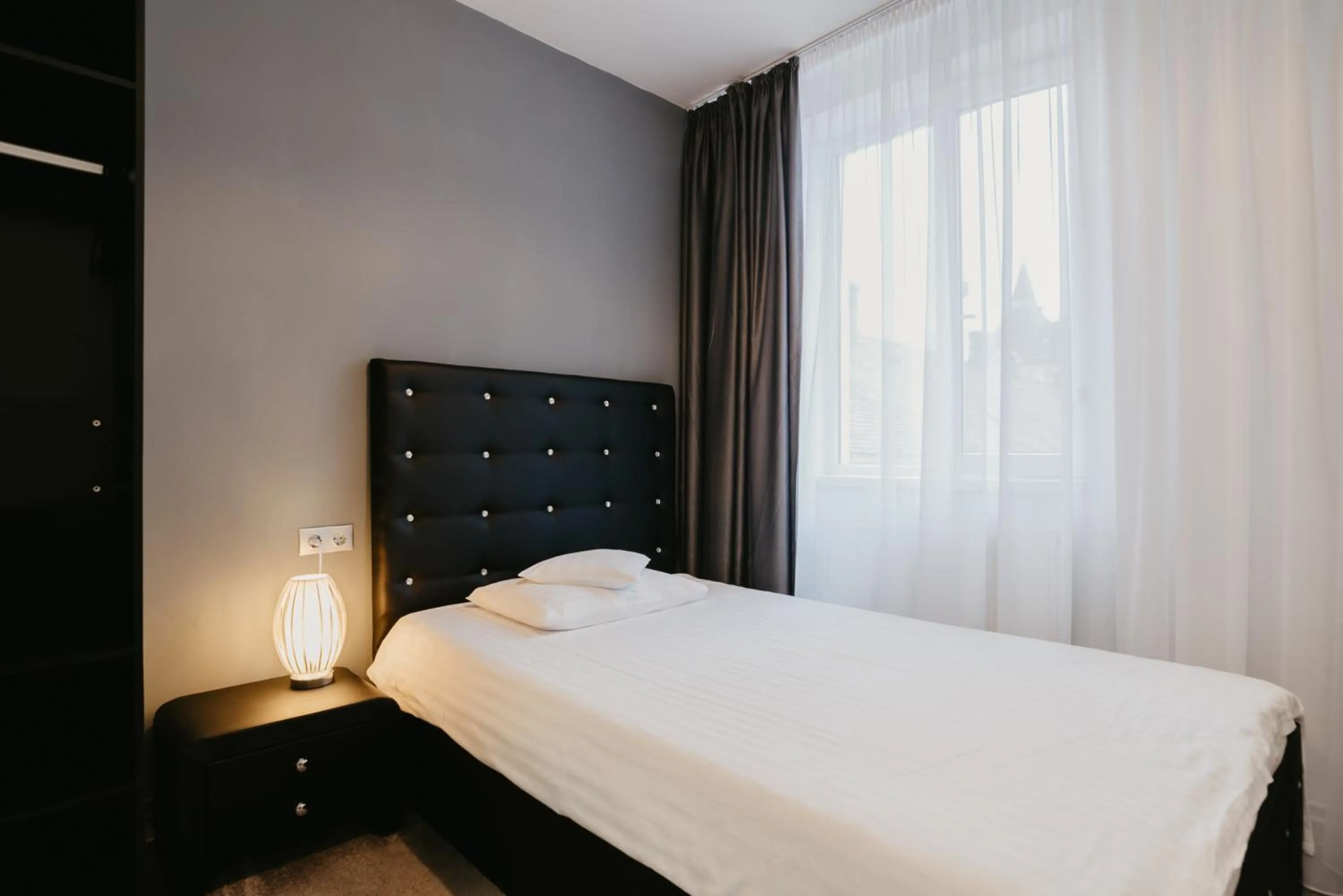 Bed in Fullton Central