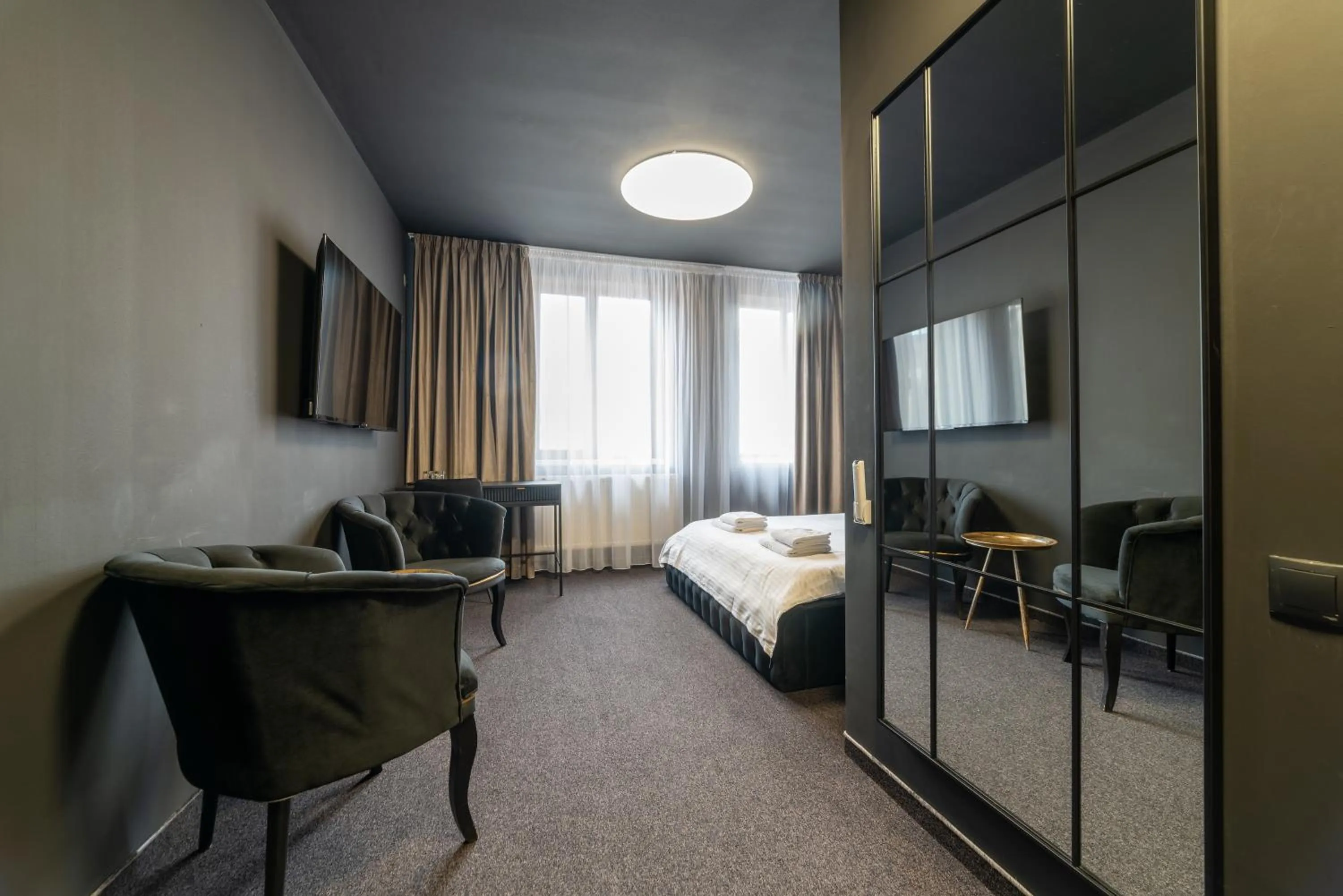 Bed in Fullton Central