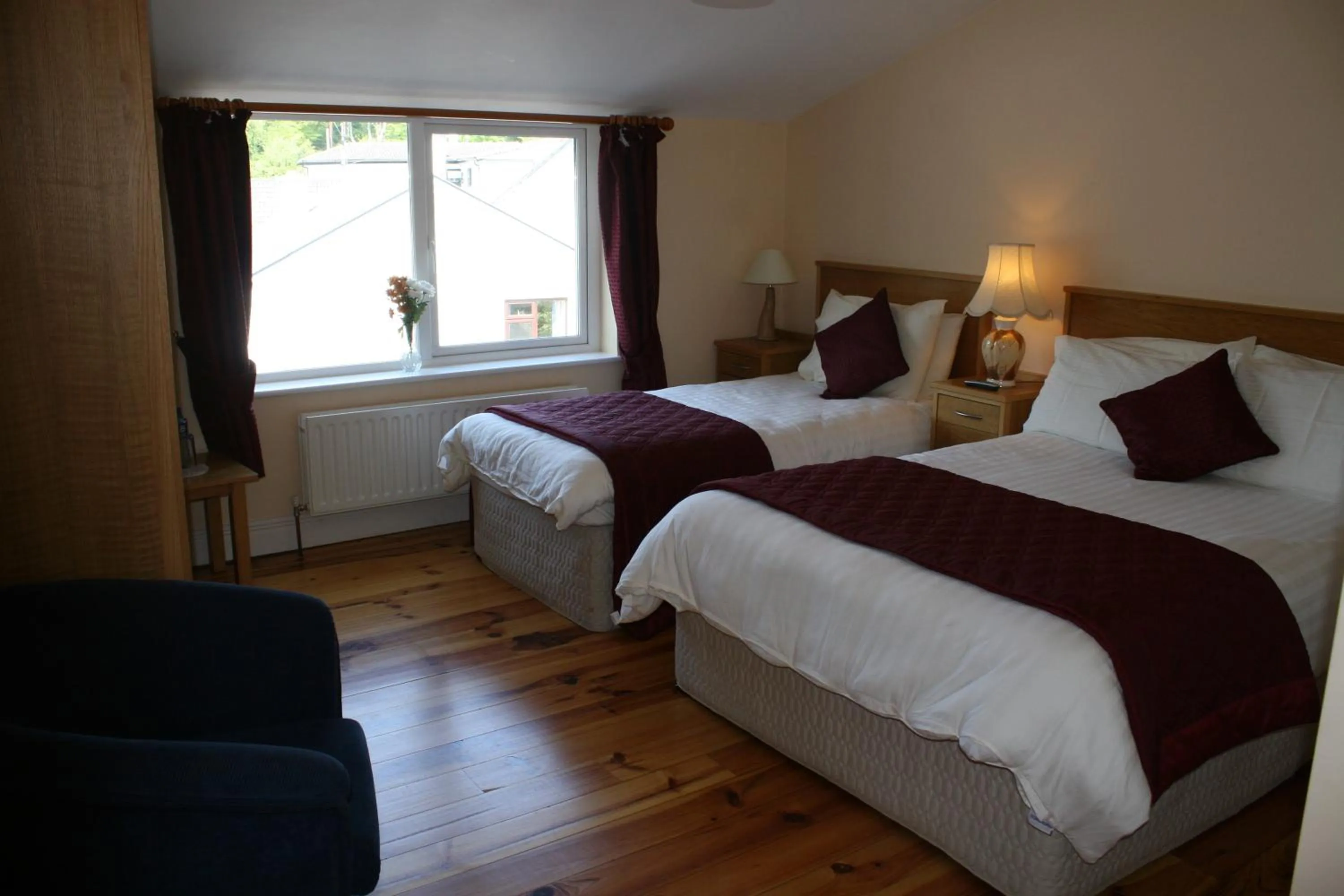 Bedroom, Bed in Carrowntober House B & B