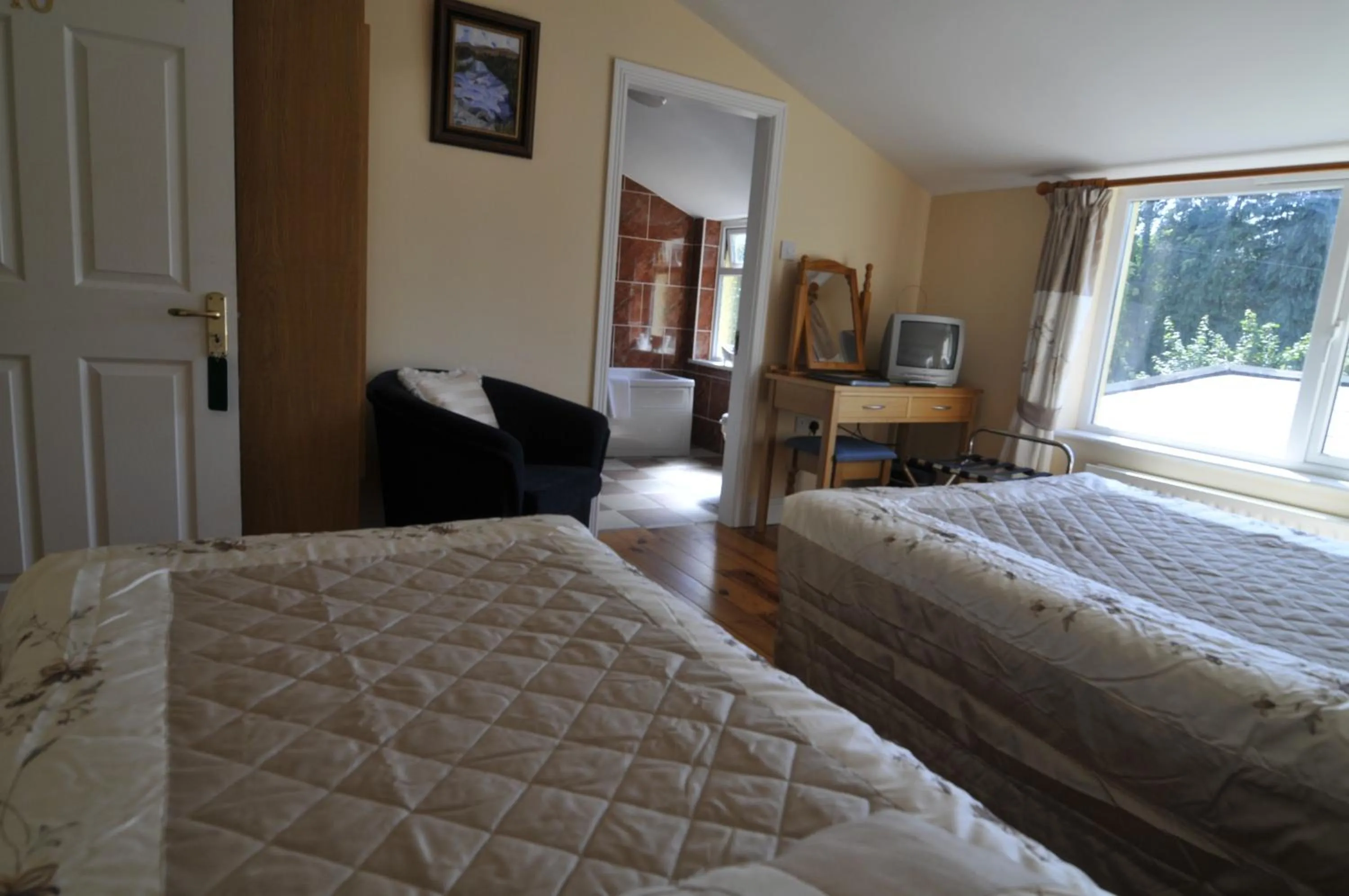 Bedroom, Bed in Carrowntober House B & B