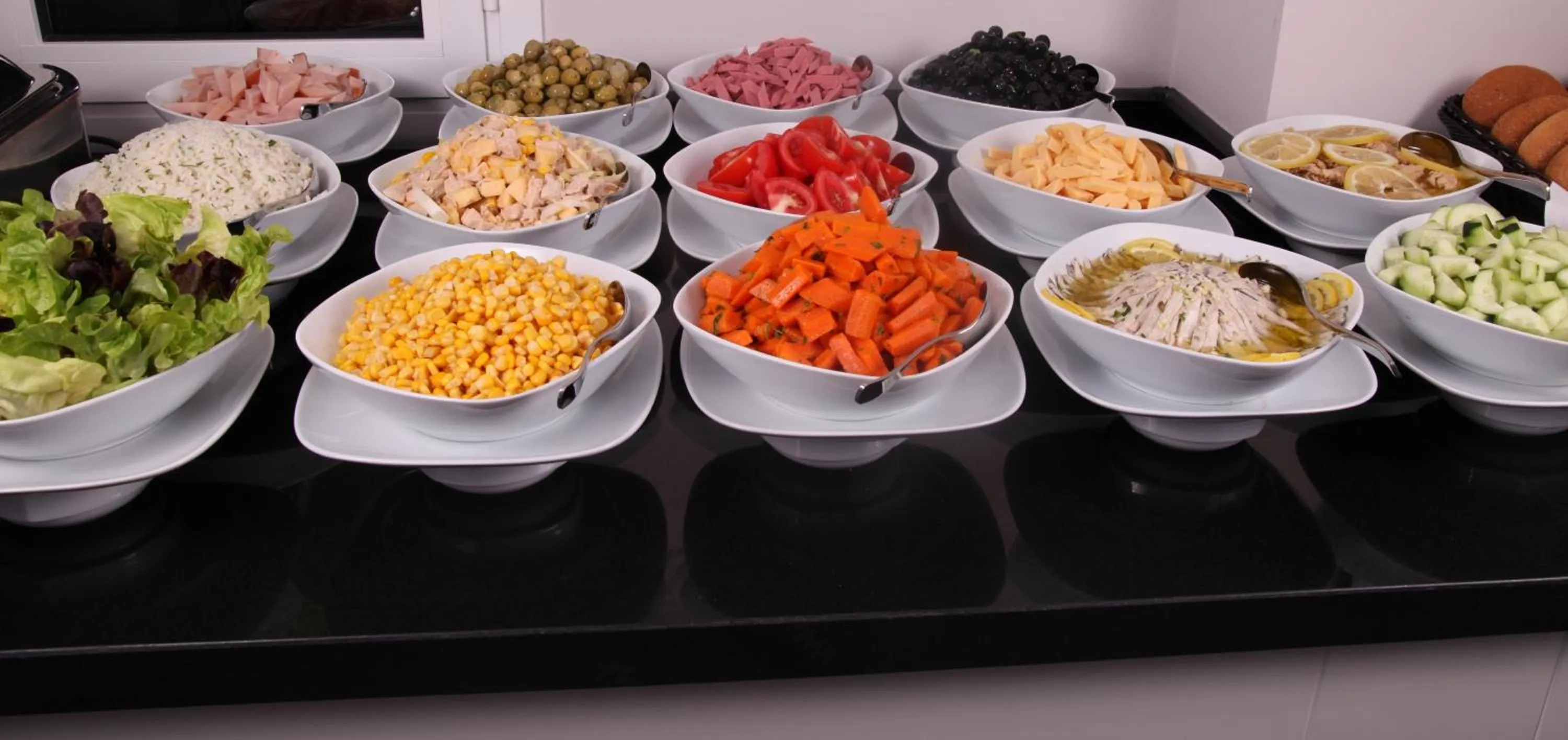 Food and drinks in Al Mandari Hôtel Tétouan