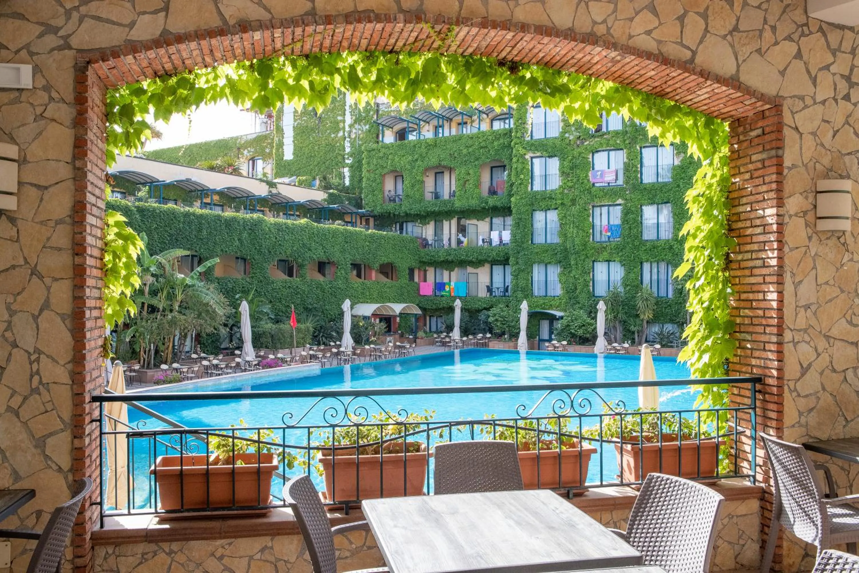 Restaurant/places to eat in Hotel Caesar Palace