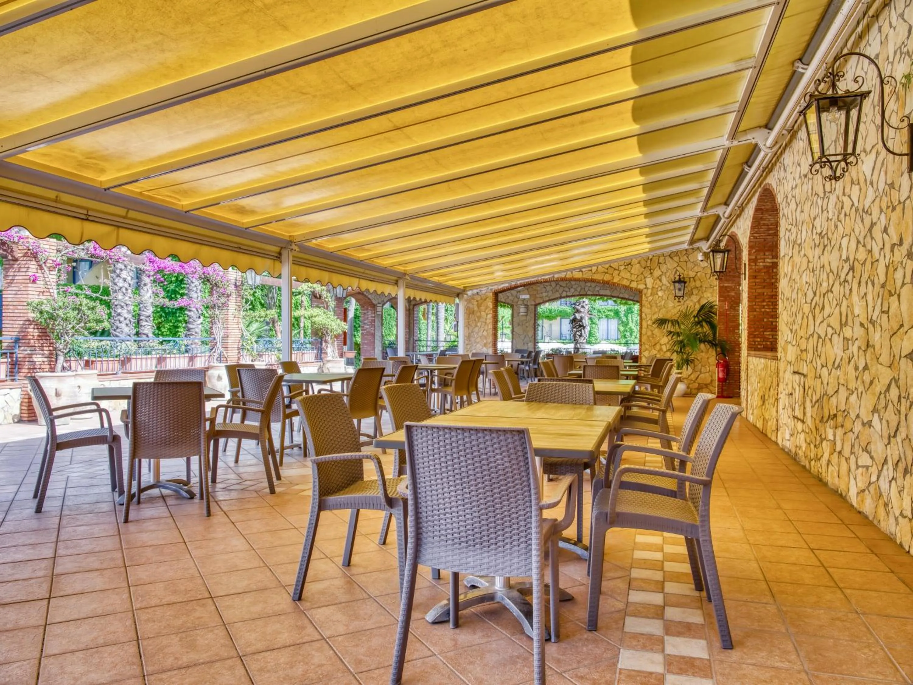 Lounge or bar in Hotel Caesar Palace