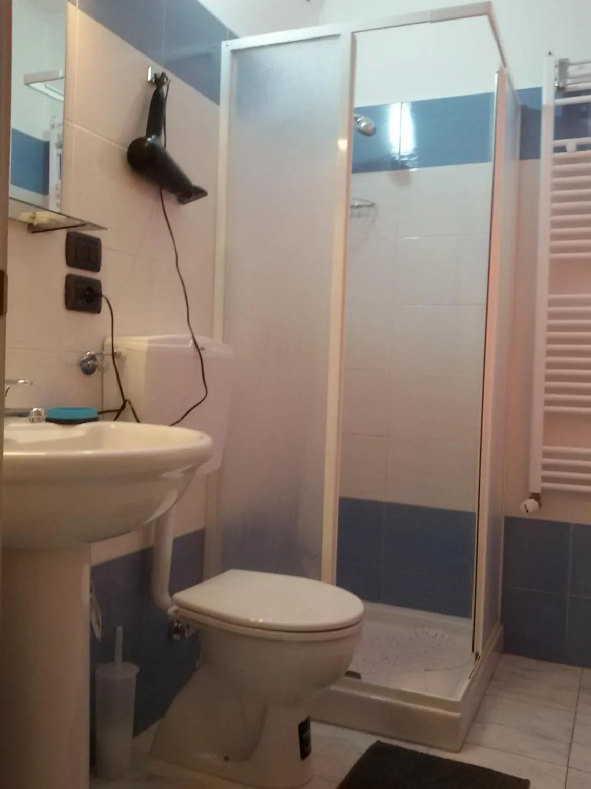 Bathroom in Ciro BED AND BREAKFAST la villetta