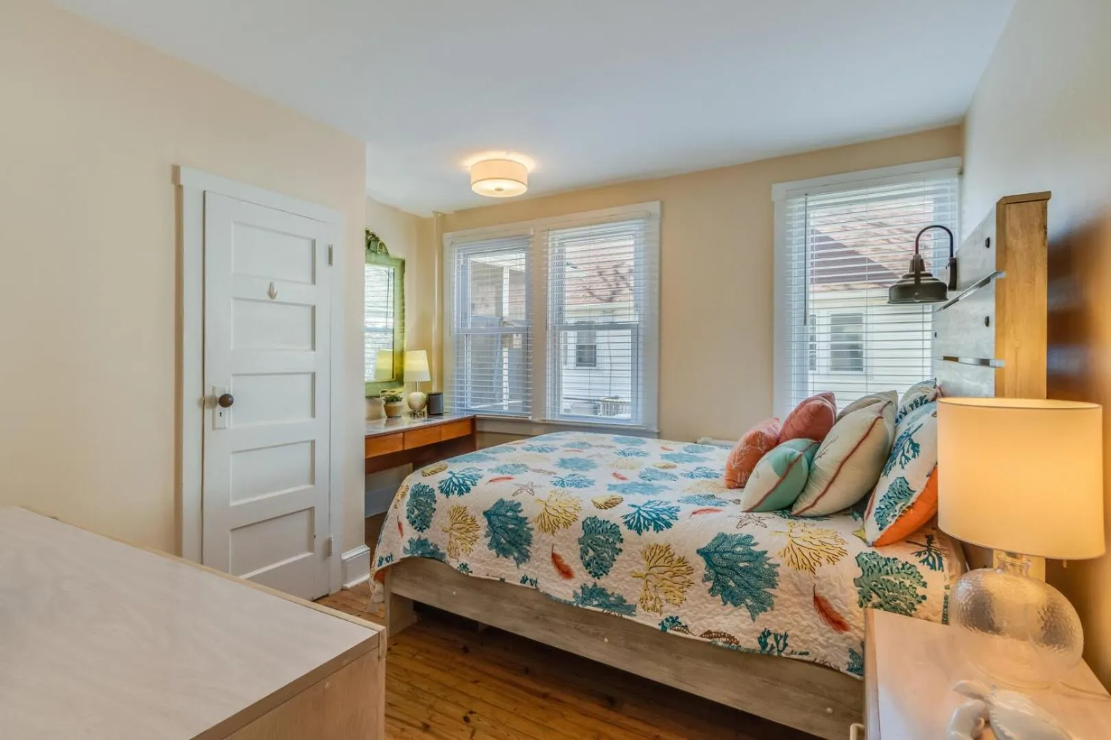 Bed in Maryland avenue 49a