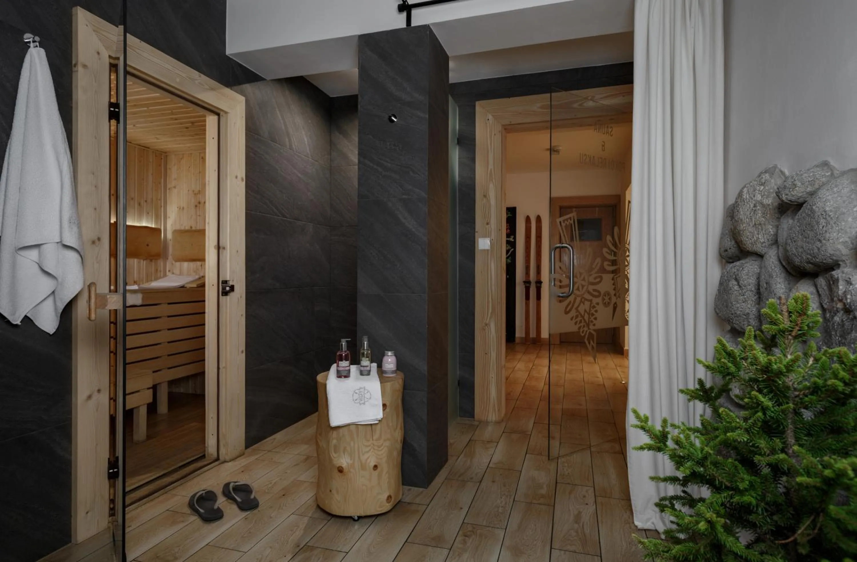 Sauna in Villa 11 Folk & Design