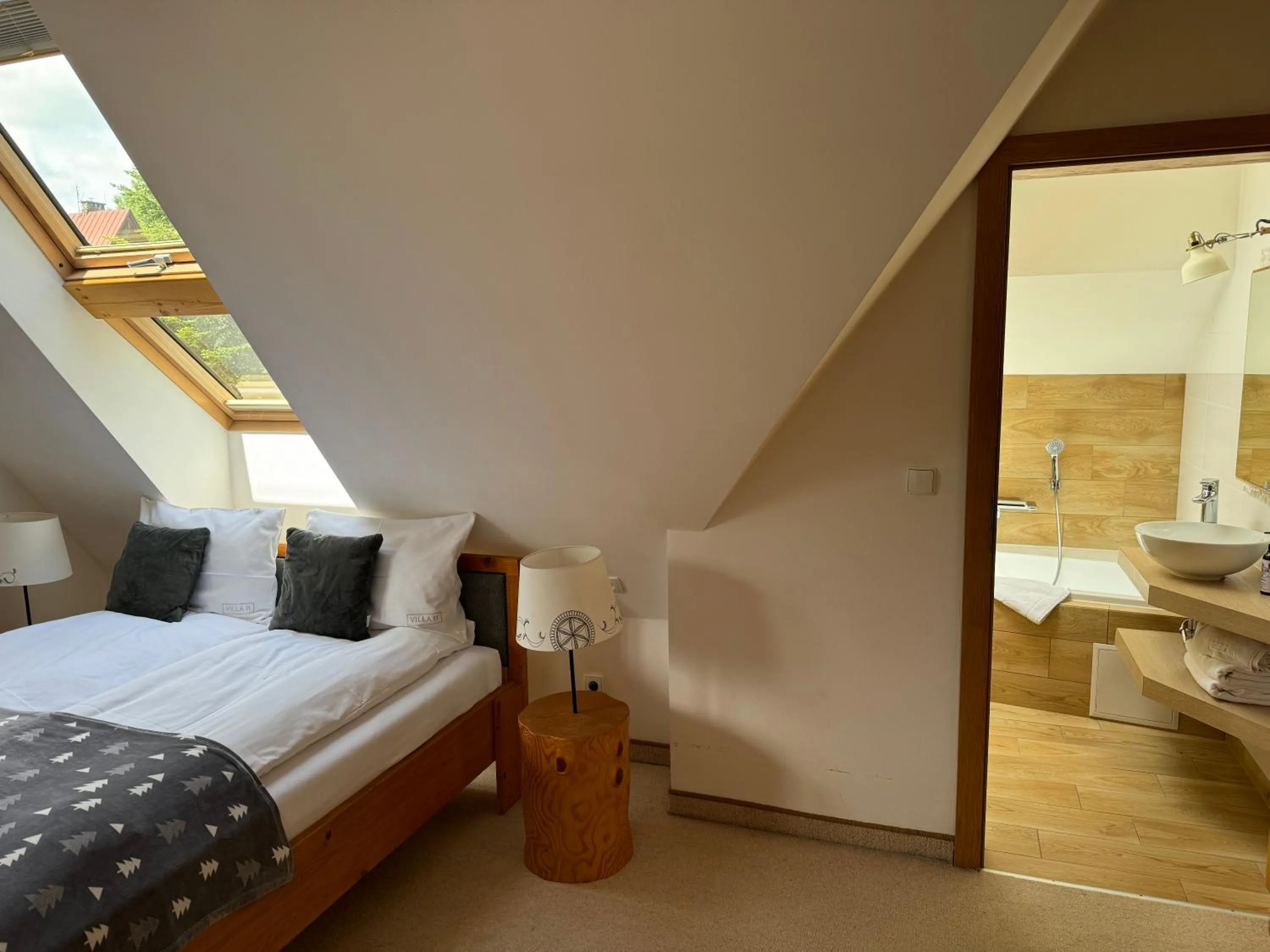 Bed in Villa 11 Folk & Design