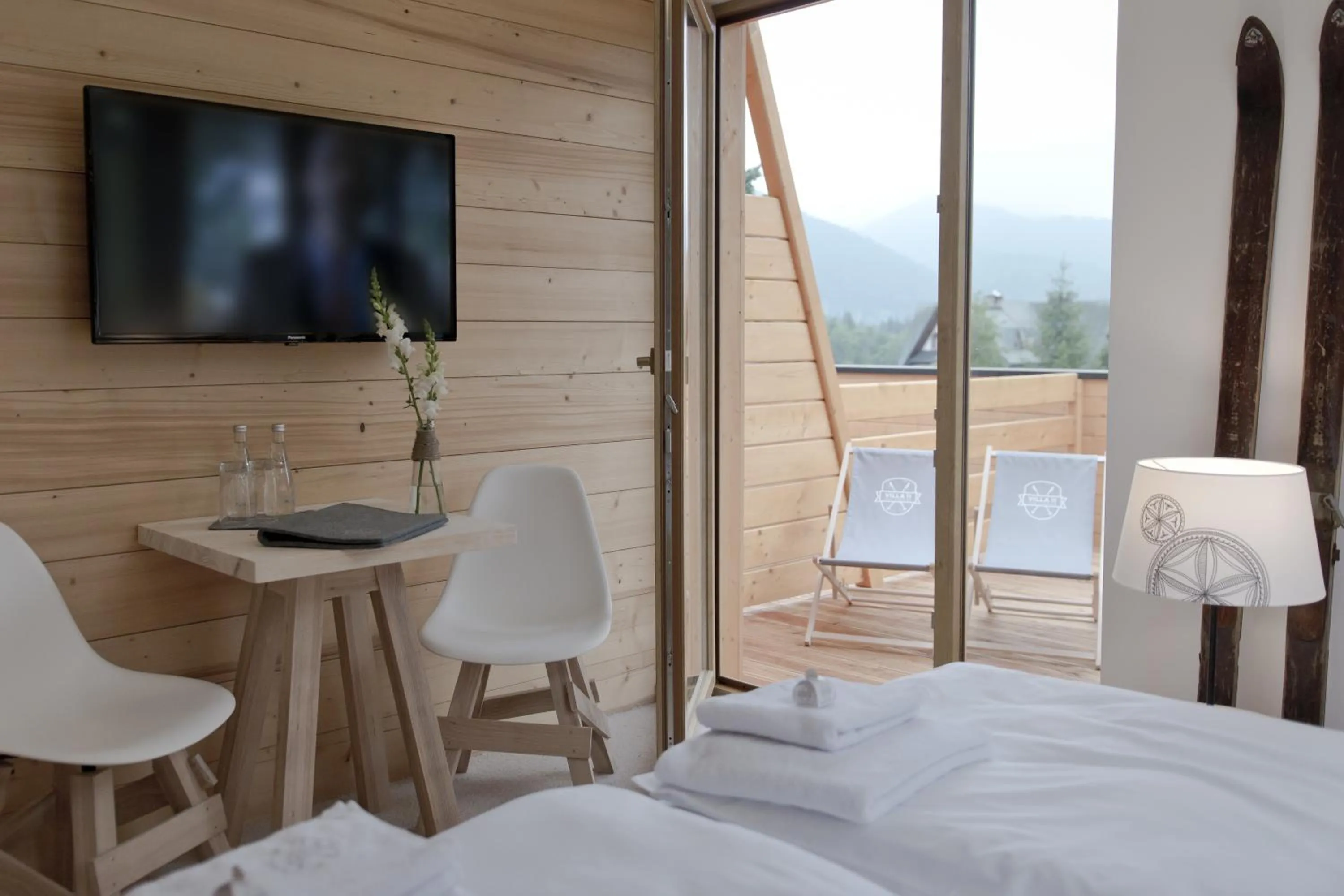 Photo of the whole room, Bed in Villa 11 Folk & Design