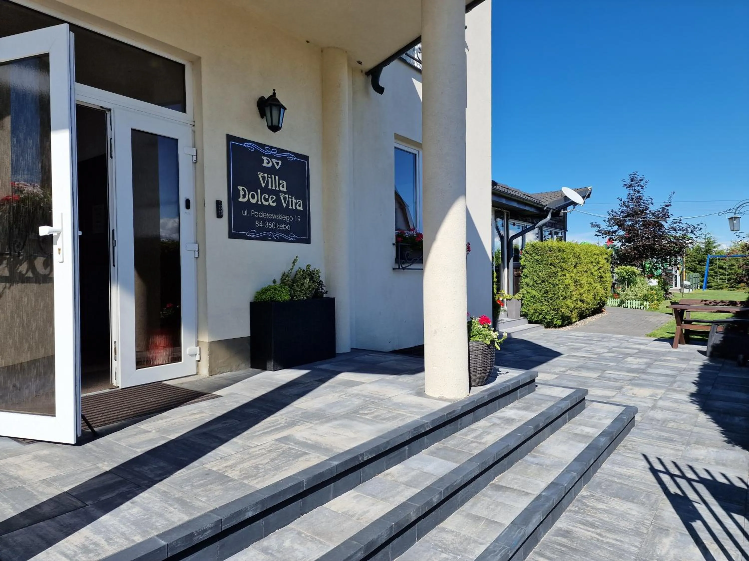 Facade/entrance in Villa Dolce Vita
