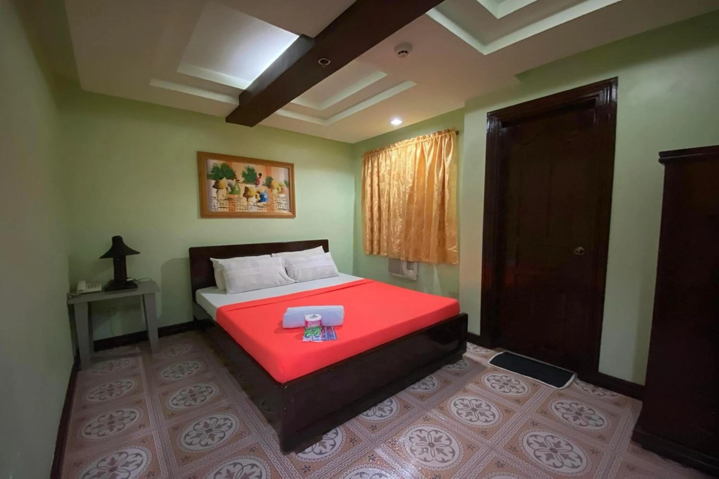 Bedroom, Bed in Voyagers Palace