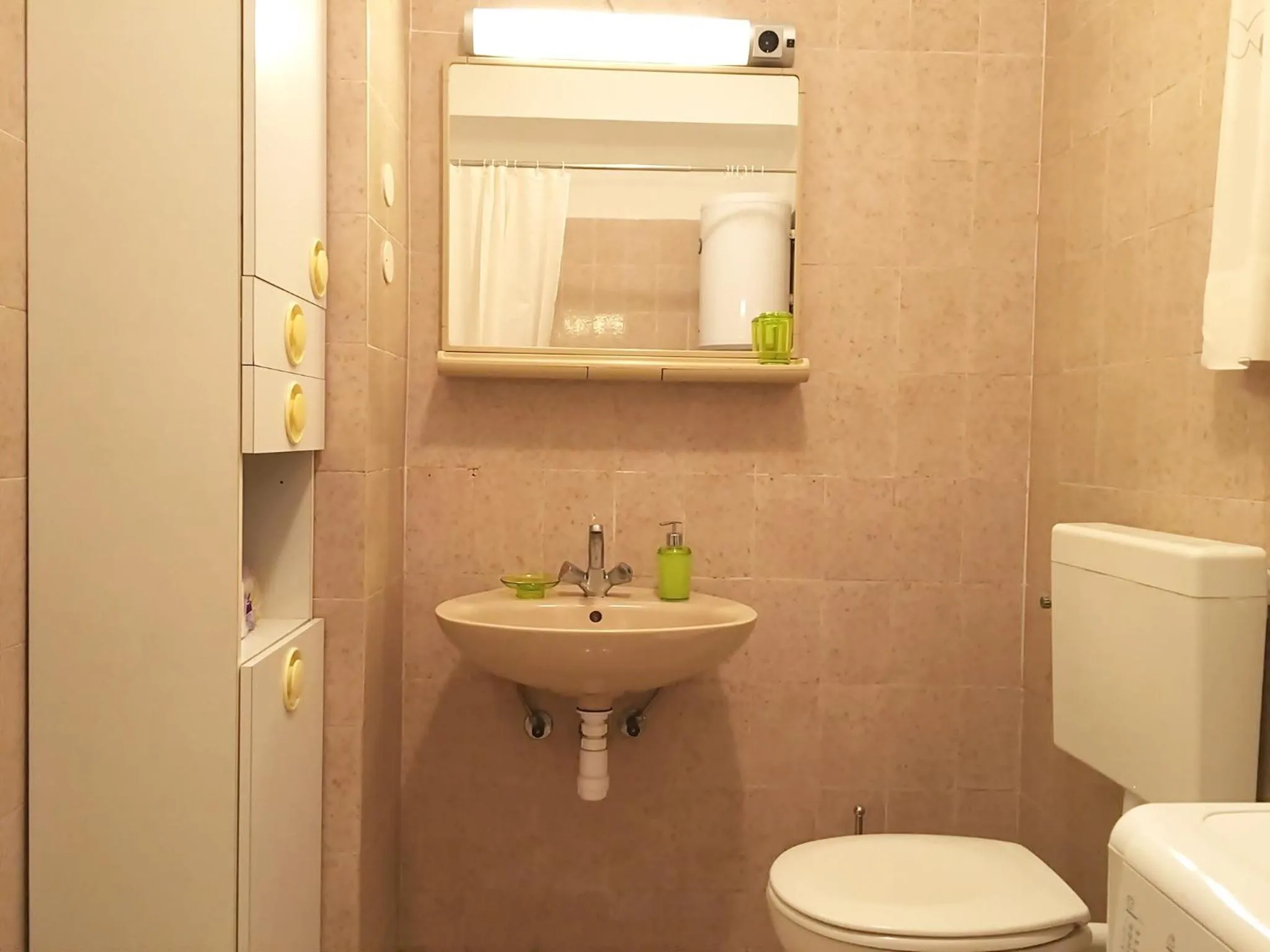 Bathroom in Klarina Apartments