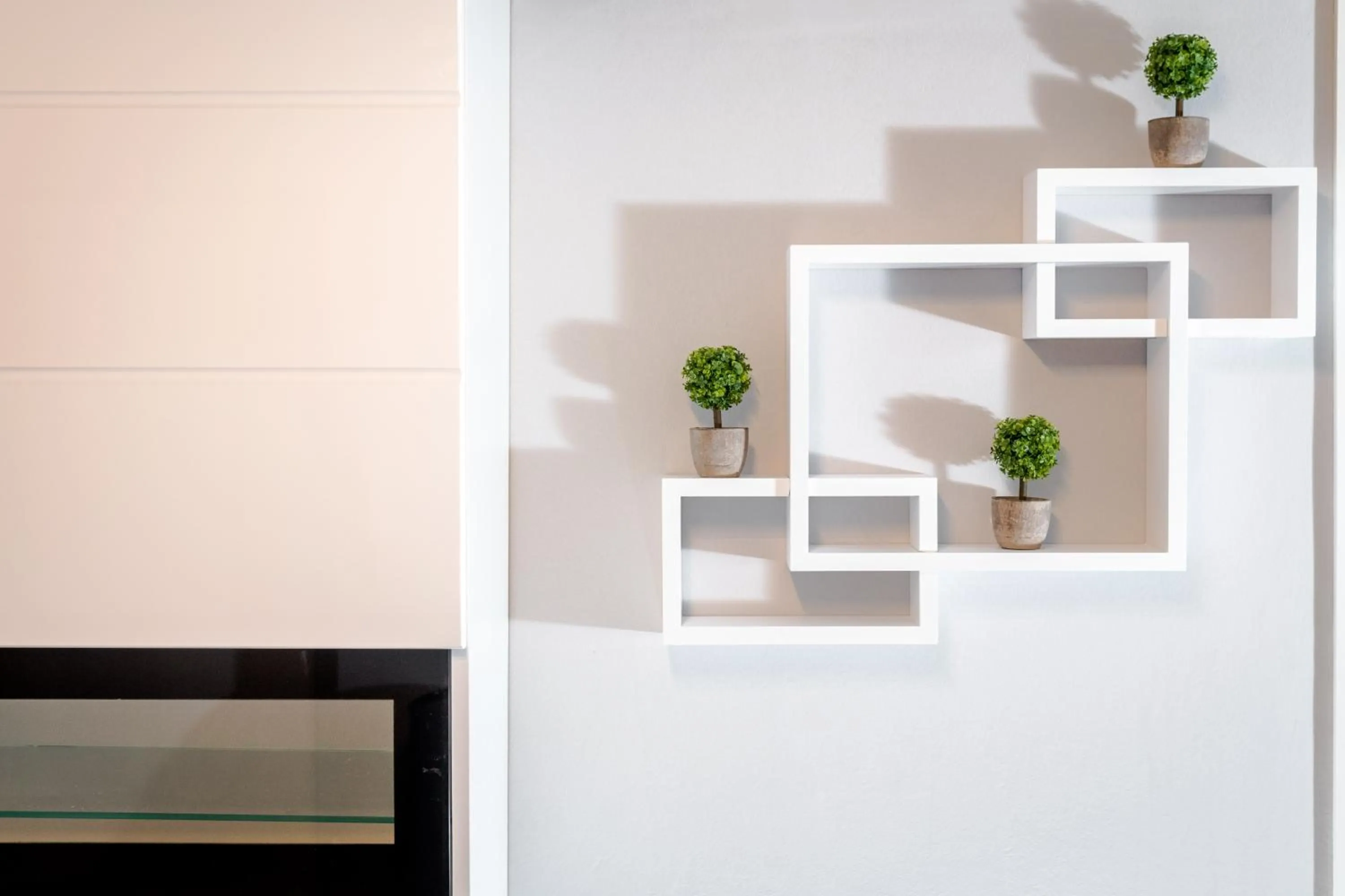 Decorative detail in Klarina Apartments