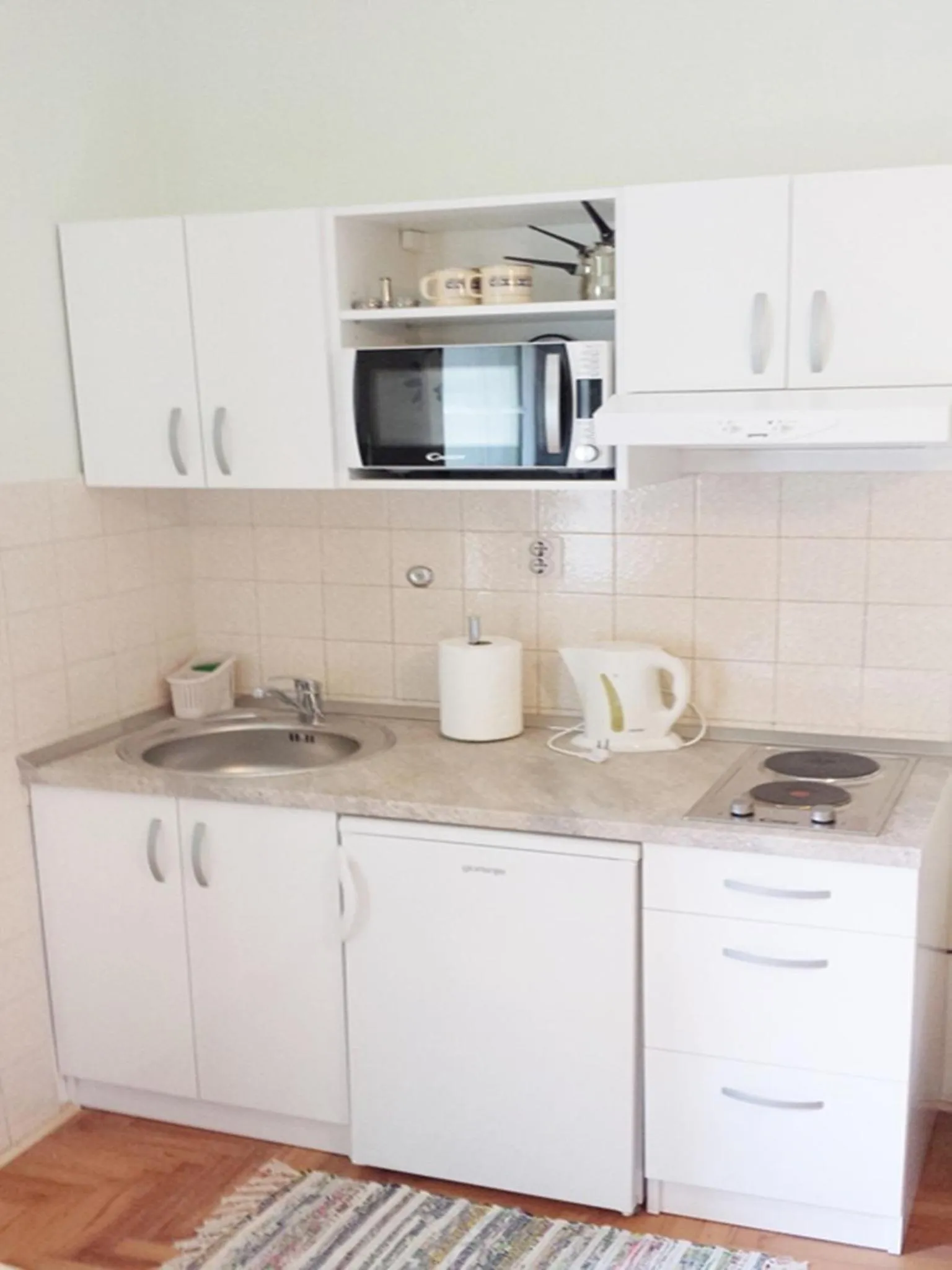 Kitchen or kitchenette in Klarina Apartments