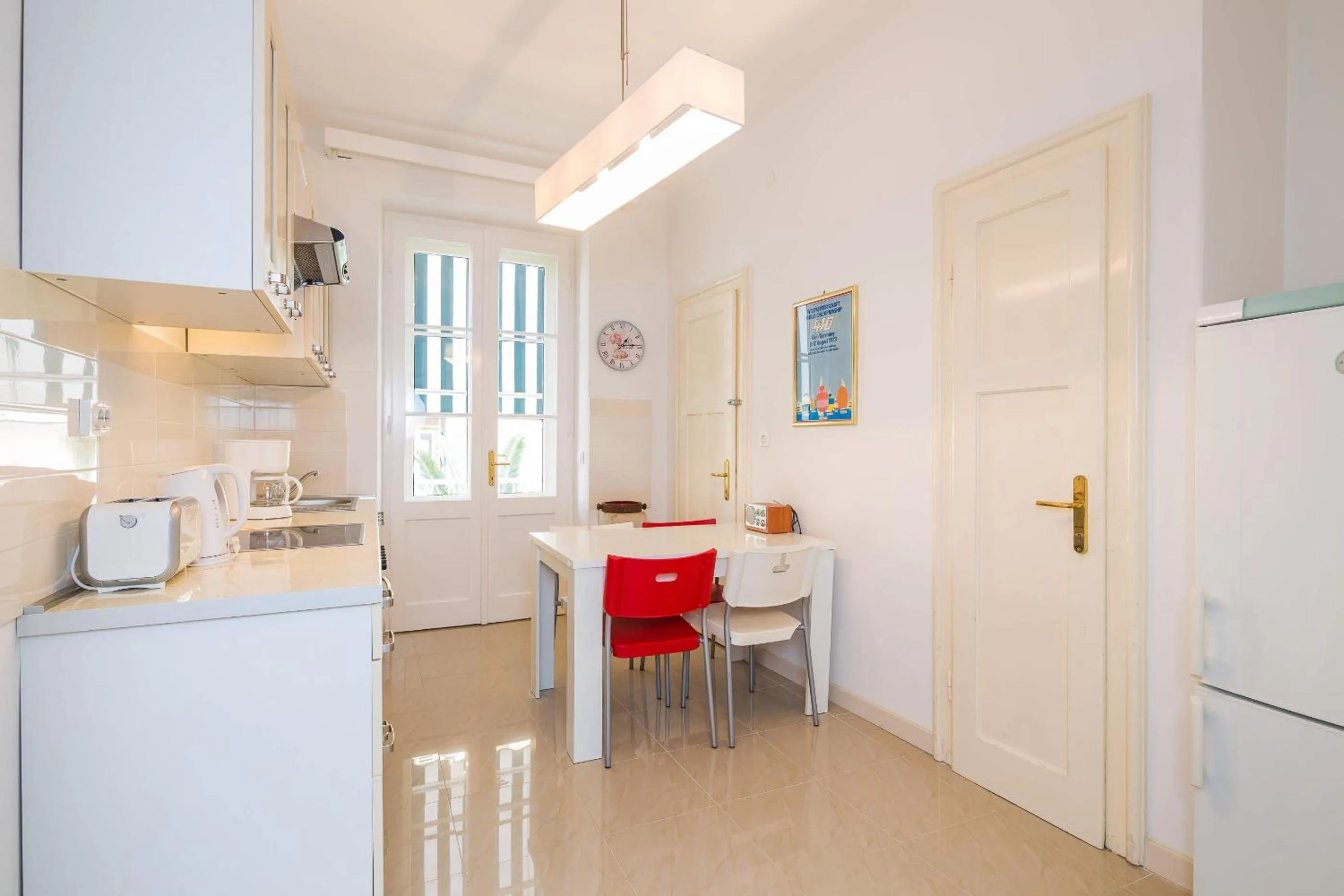 Kitchen or kitchenette in Klarina Apartments