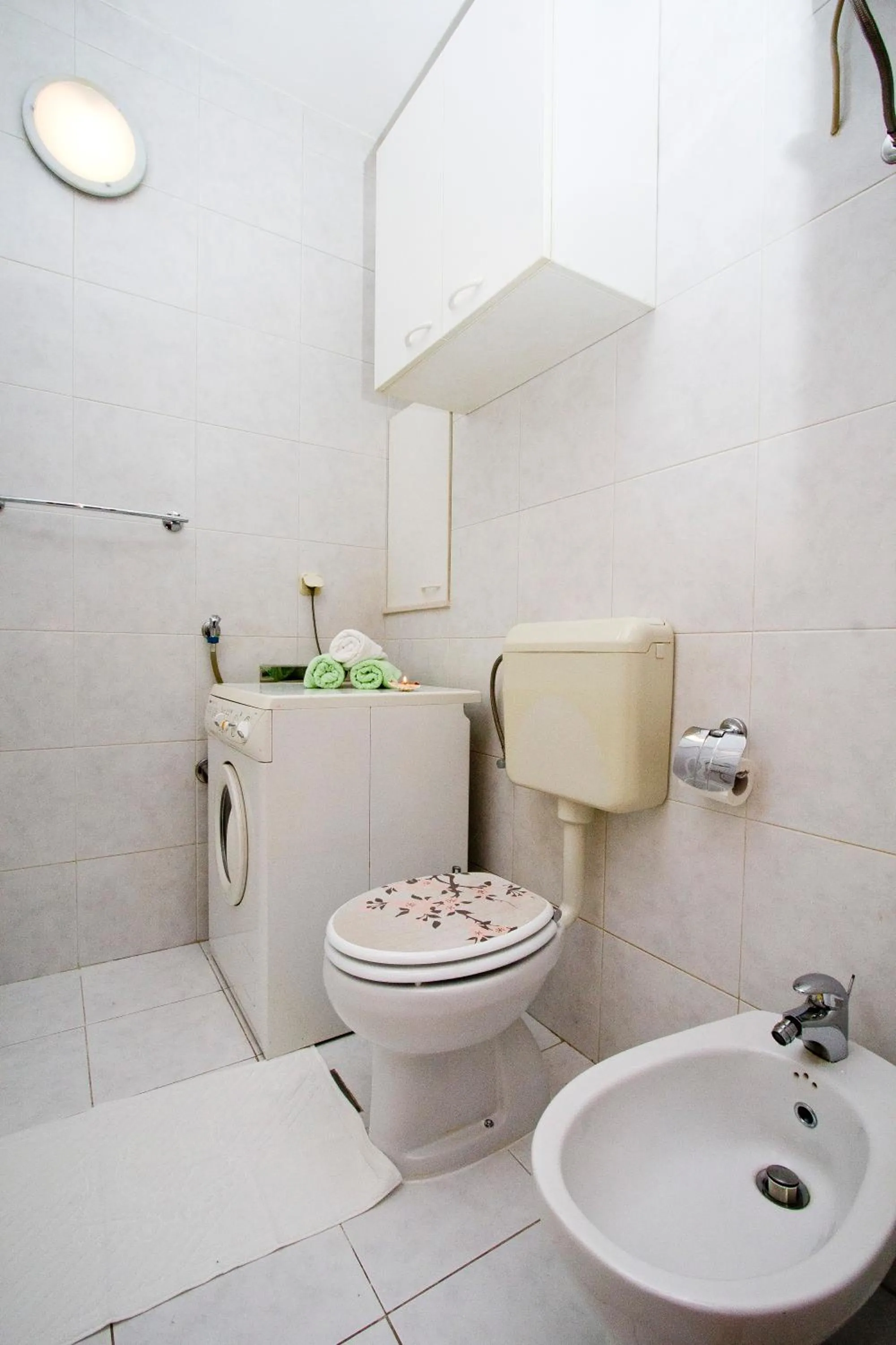 Bathroom in Klarina Apartments