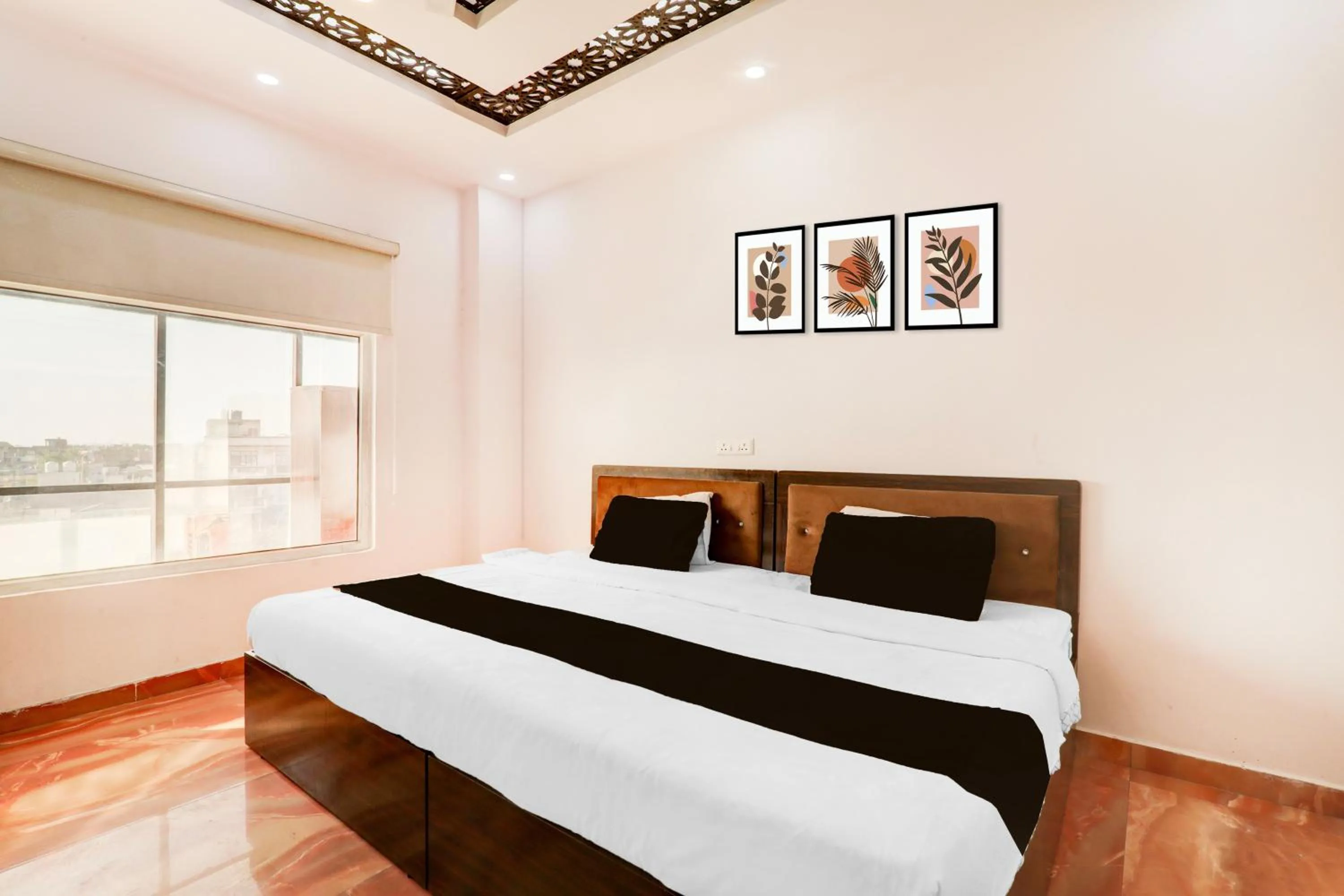 Bedroom in Hotel O The urban inn hotel and banquet