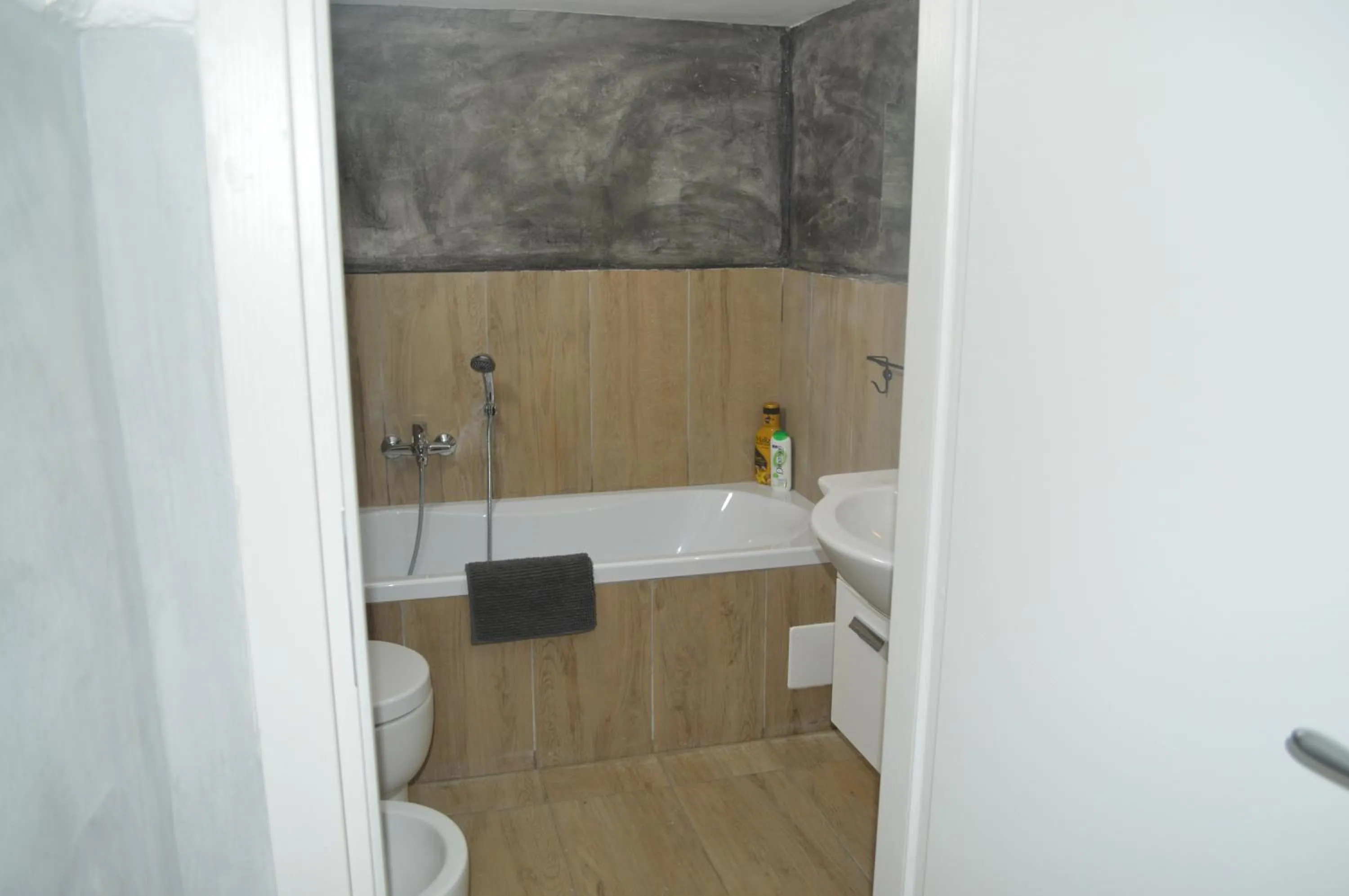 Bathroom in Petros rooms&apartments