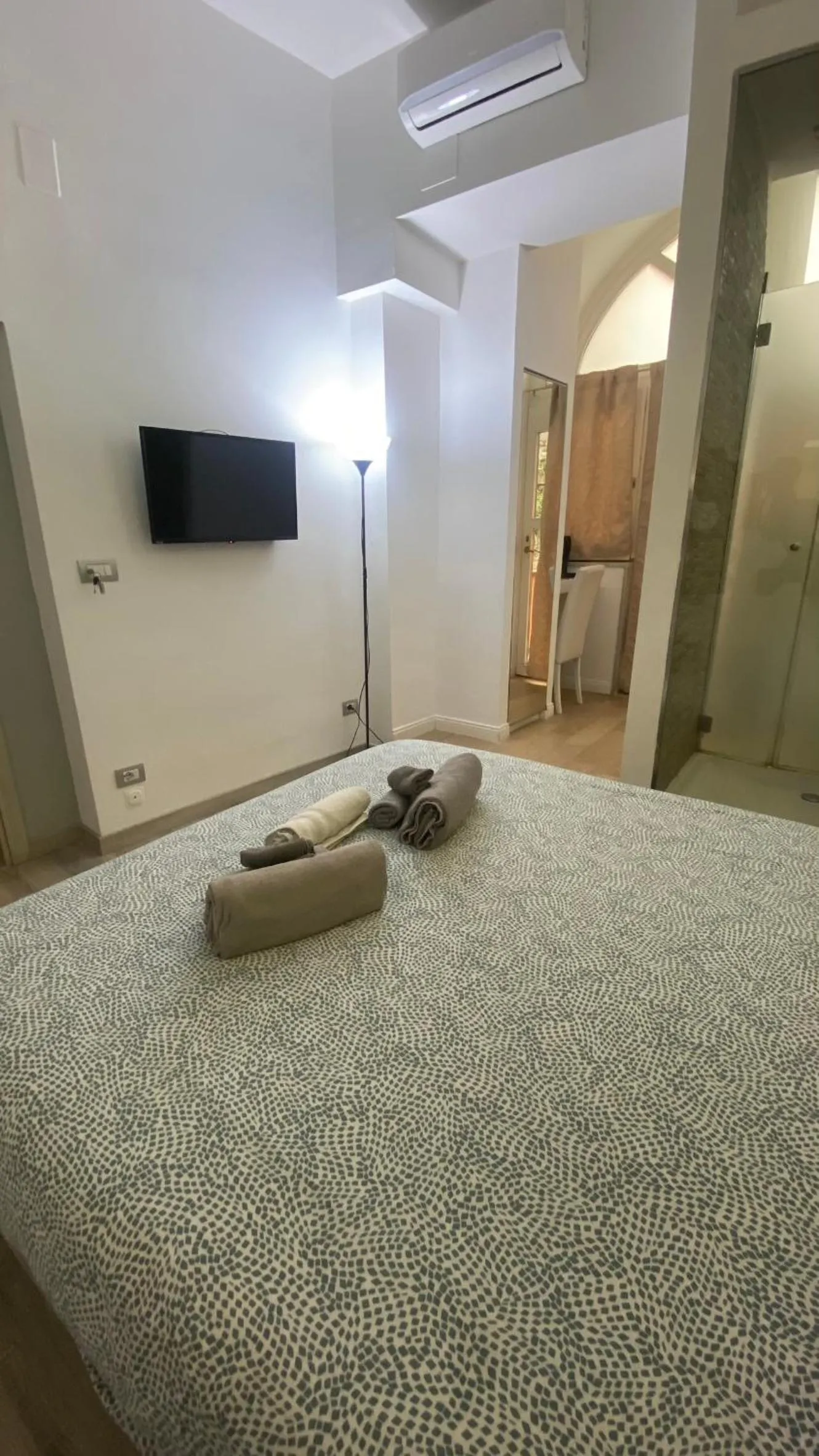 Bedroom, Bed in Petros rooms&apartments