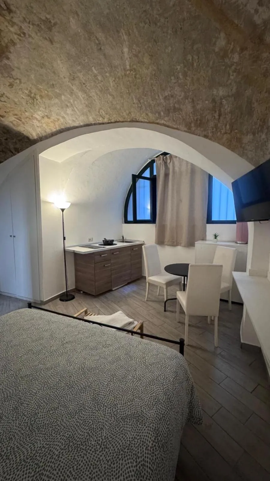 Bed in Petros rooms&apartments