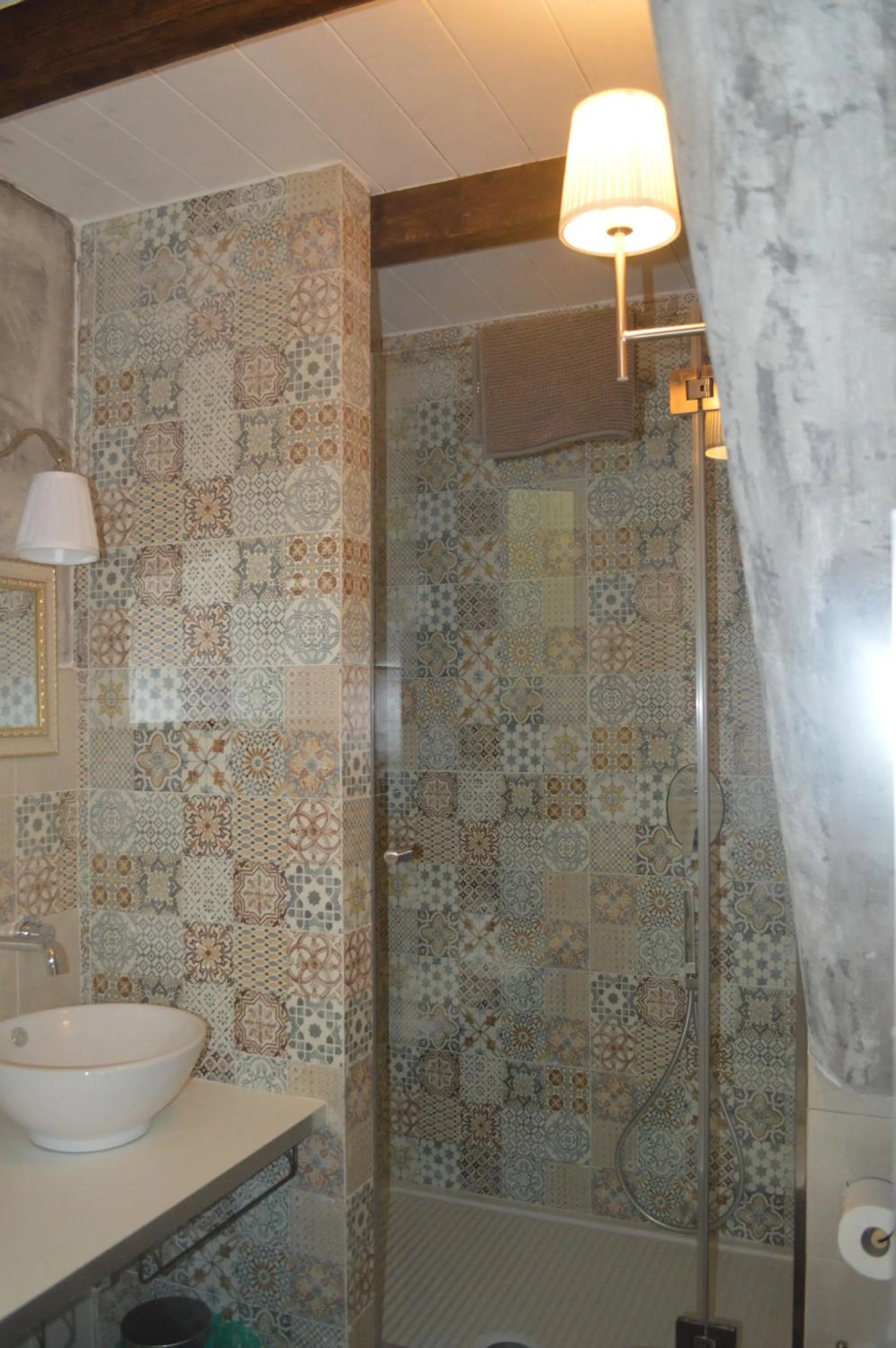 Shower in Petros rooms&apartments