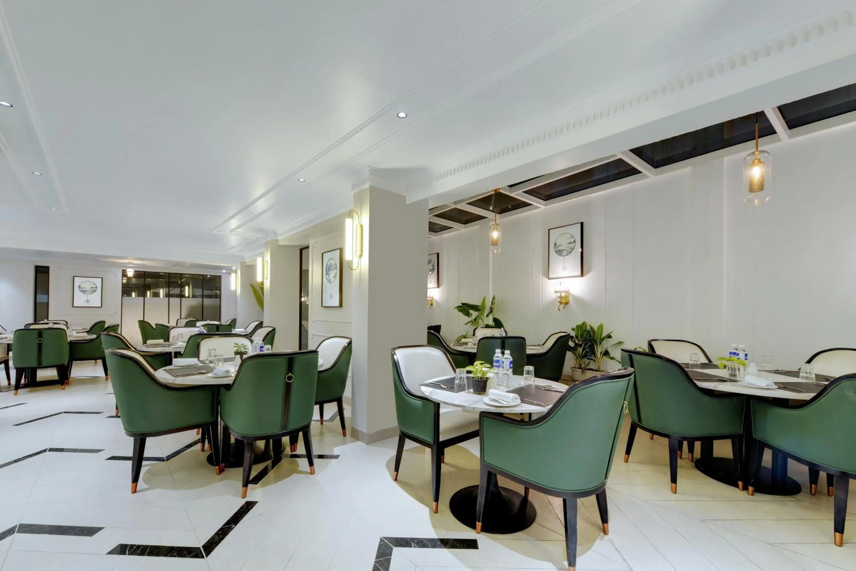 Restaurant/places to eat in Beacon NIBM Pune