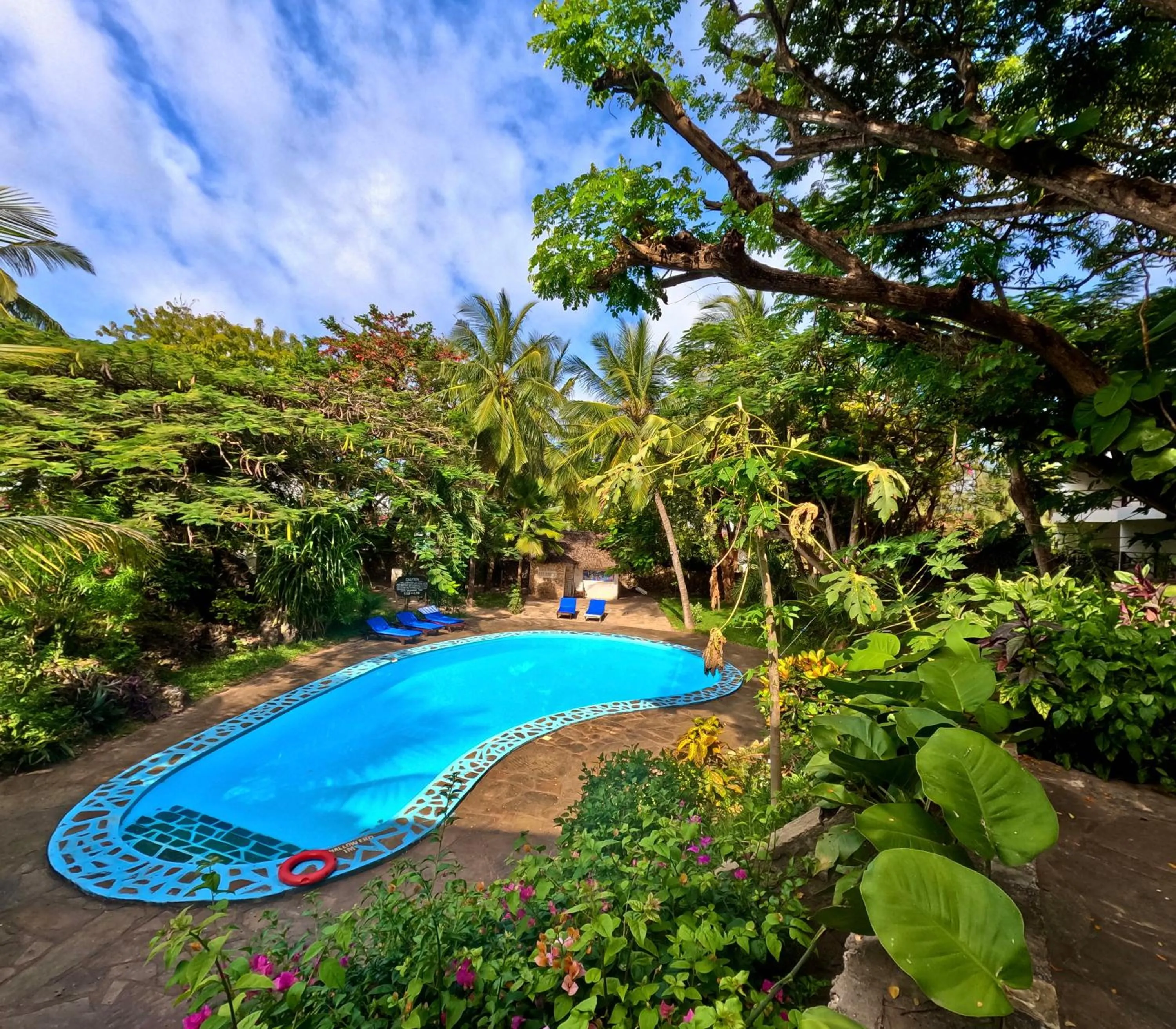 Property building in Silver Rock Boutique Resort by Mokawa - Hotel & Apartments