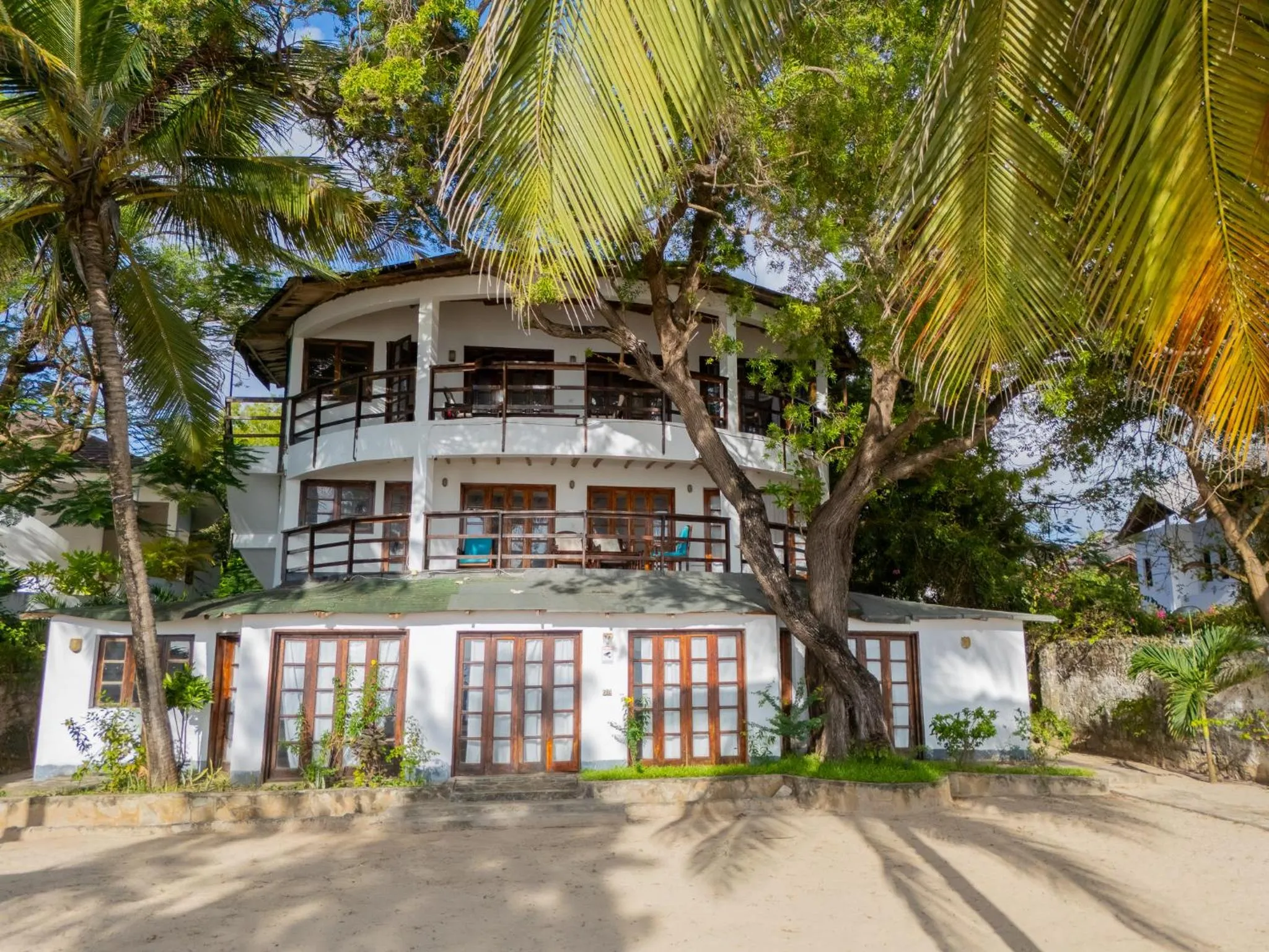 Property building in Silver Rock Boutique Resort by Mokawa - Hotel & Apartments