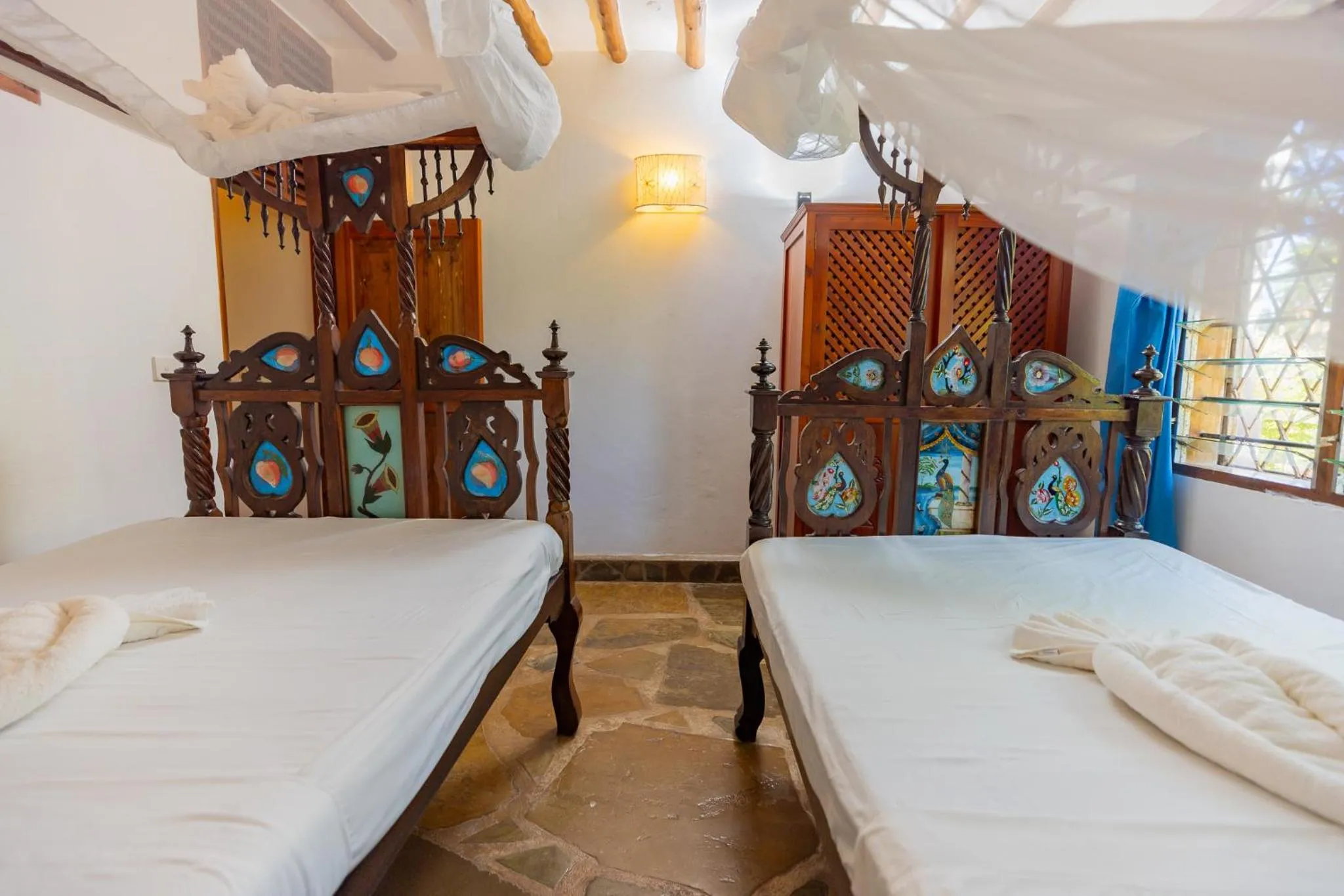 Bed in Silver Rock Boutique Resort by Mokawa - Hotel & Apartments