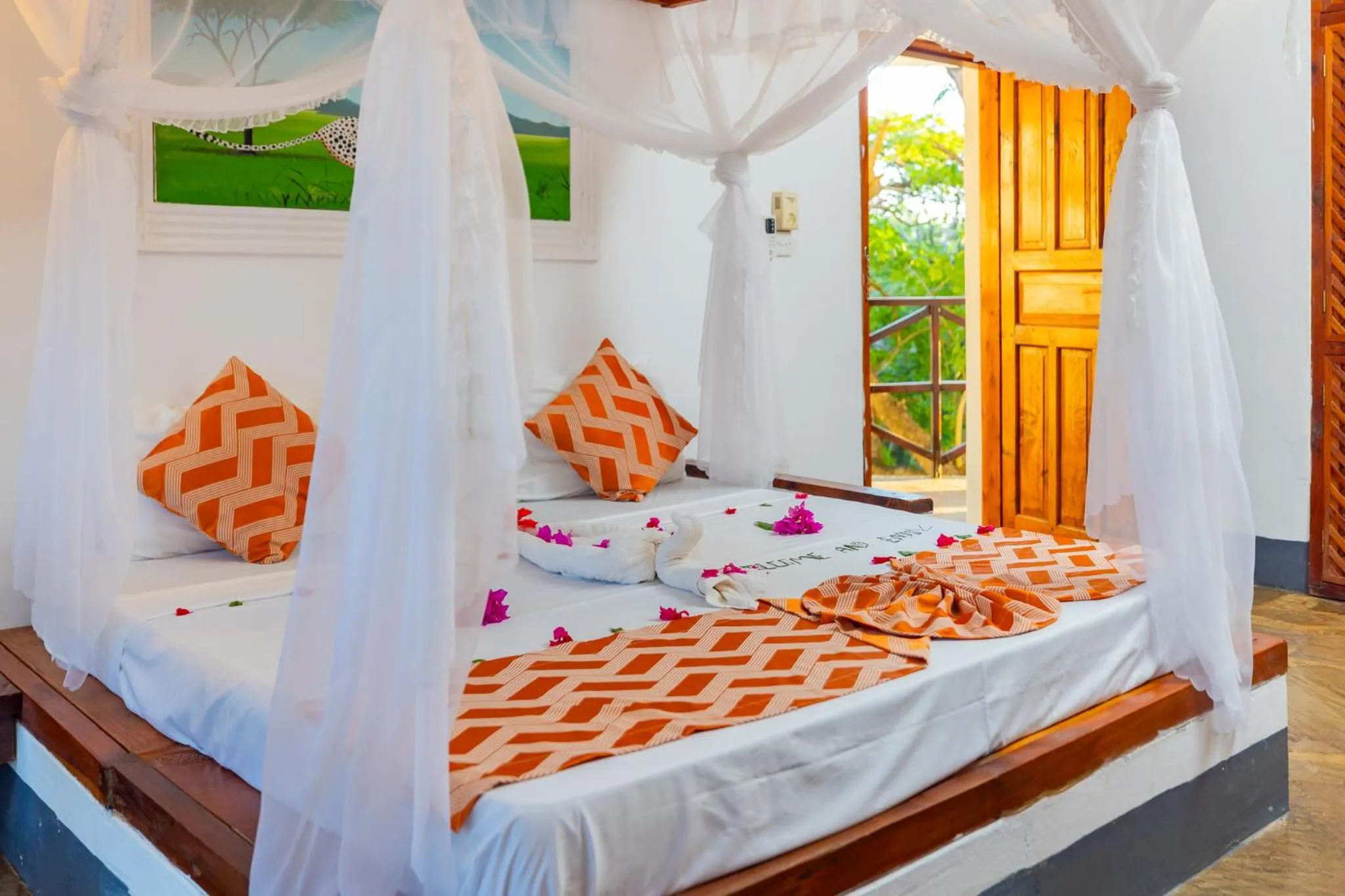 Bed in Silver Rock Boutique Resort by Mokawa - Hotel & Apartments