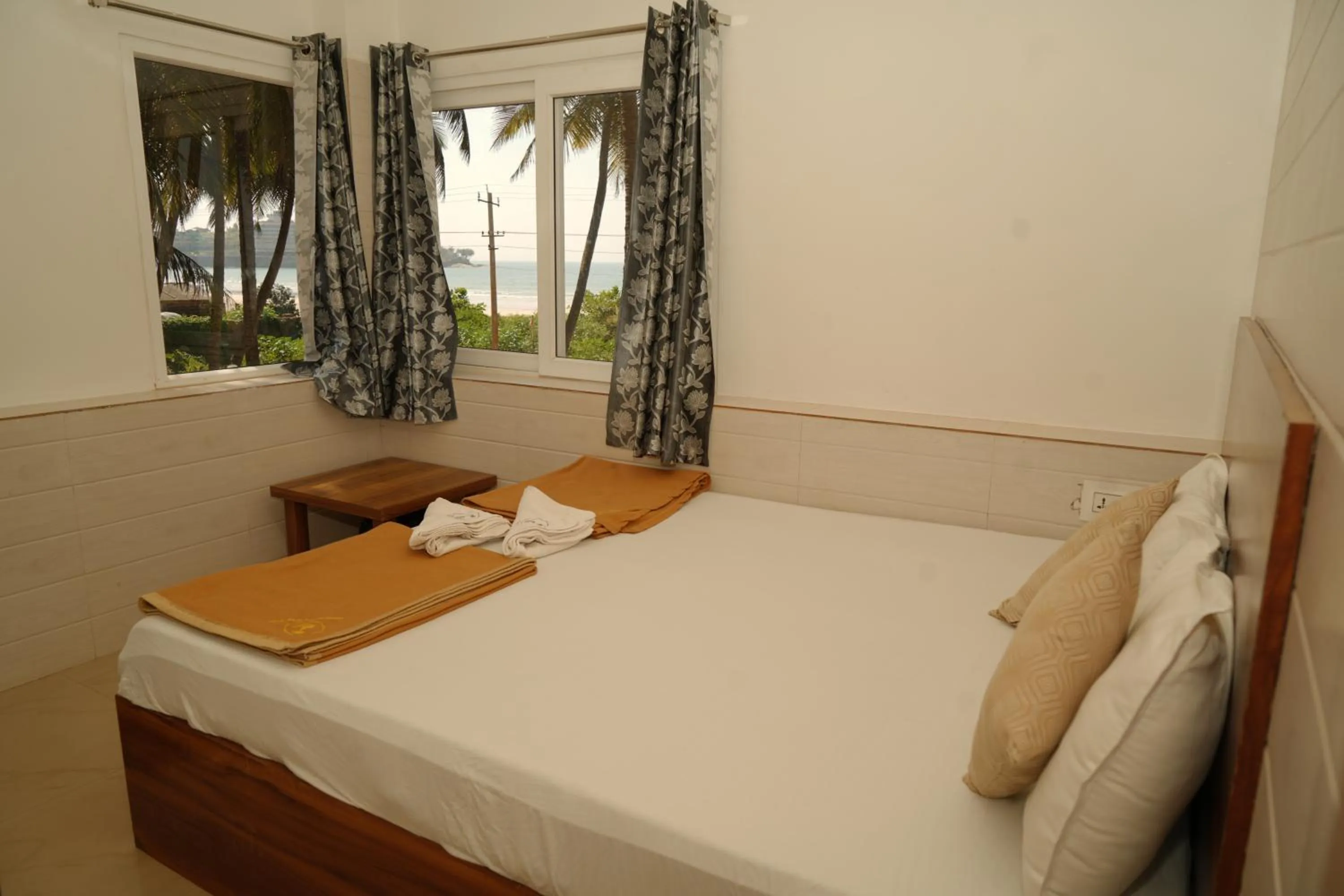 Bed in Amani Beach Homestay