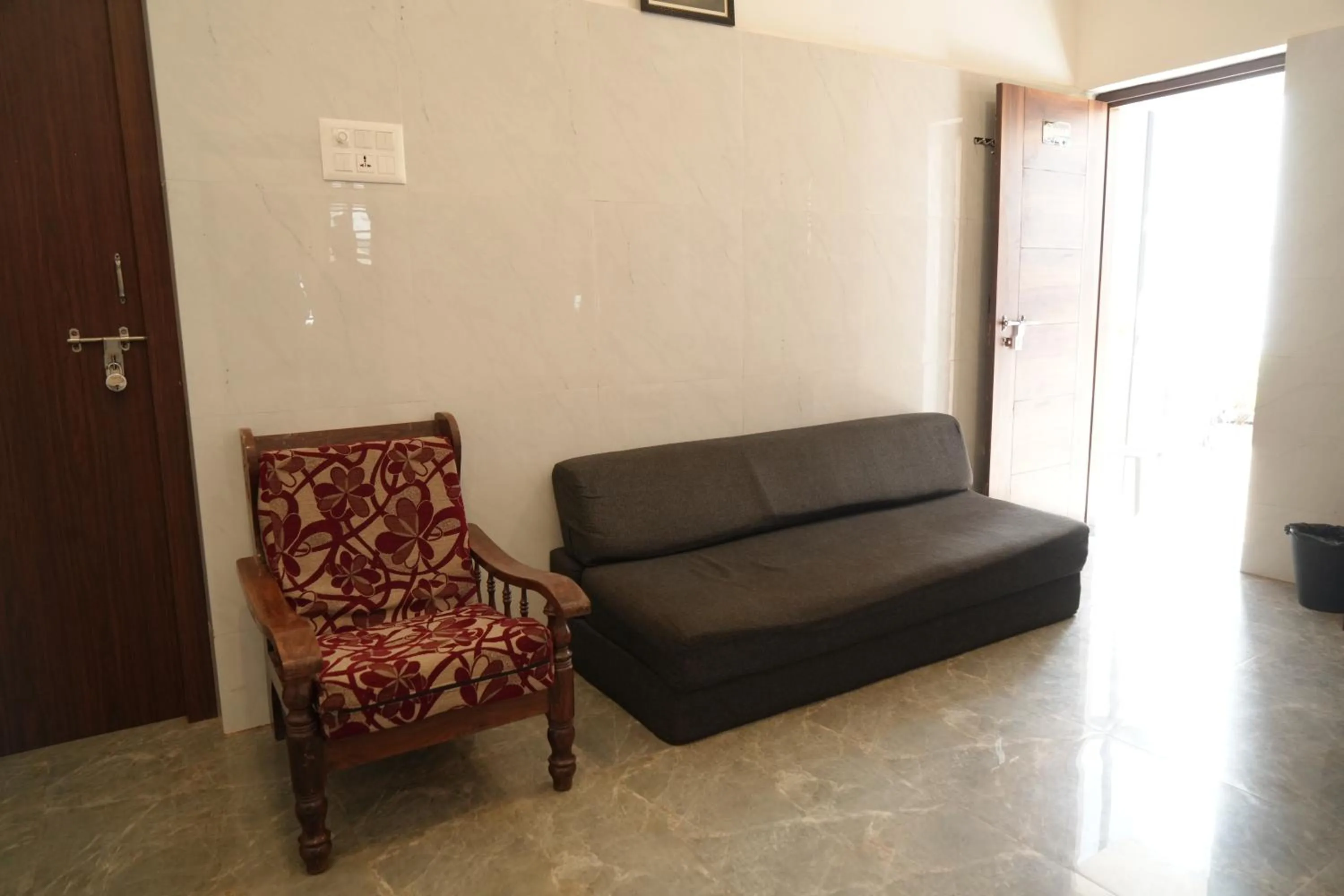 Living room in Amani Beach Homestay