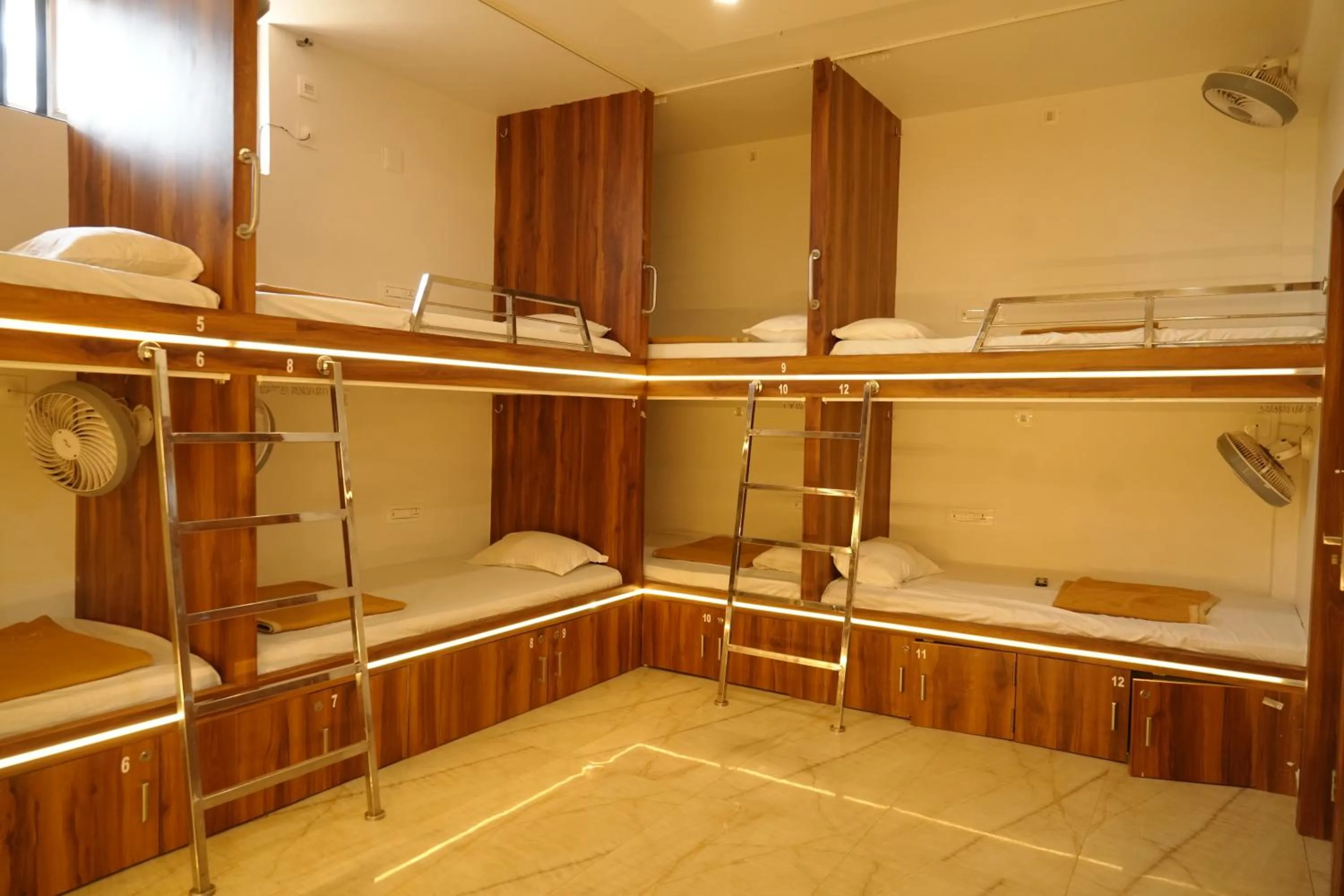 Bed in Amani Beach Homestay