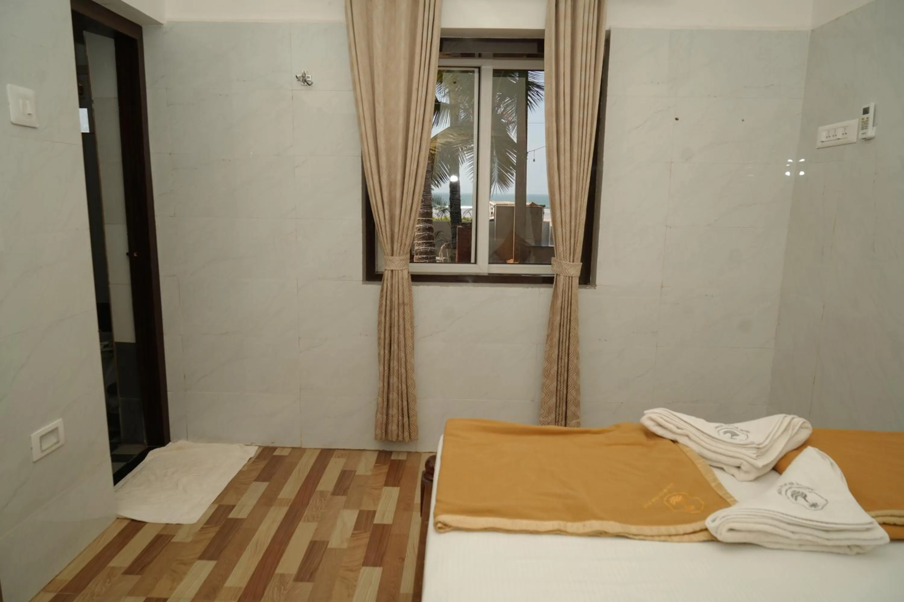 Bed in Amani Beach Homestay