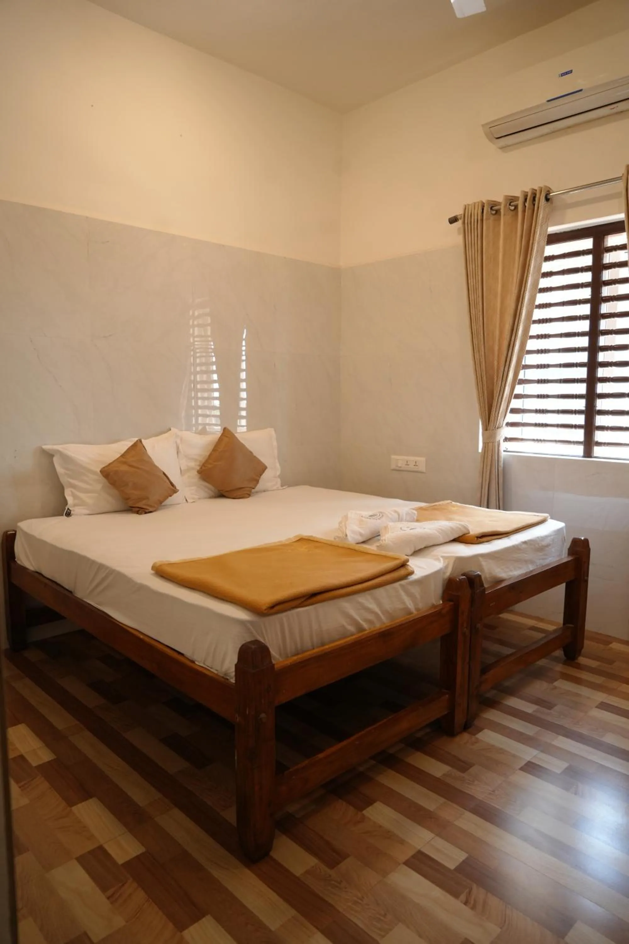 Bed in Amani Beach Homestay
