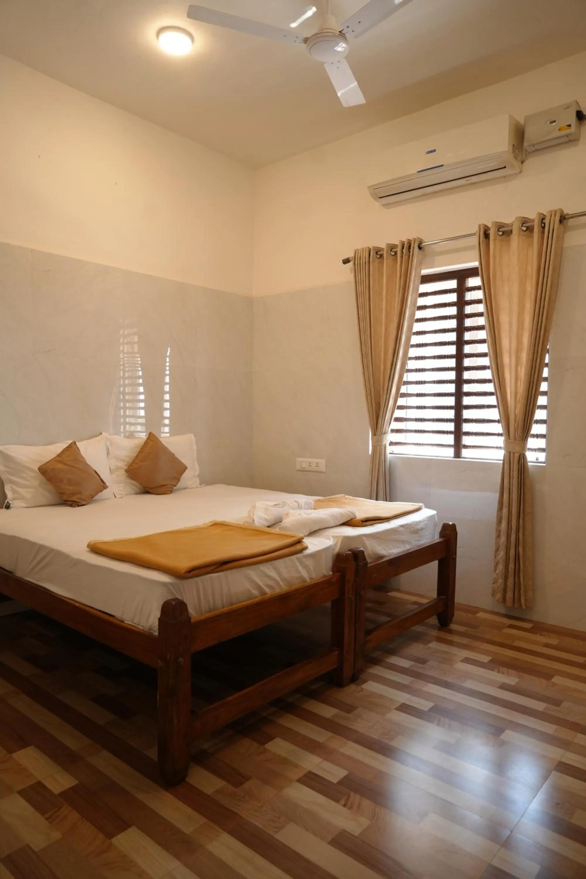 Bed in Amani Beach Homestay