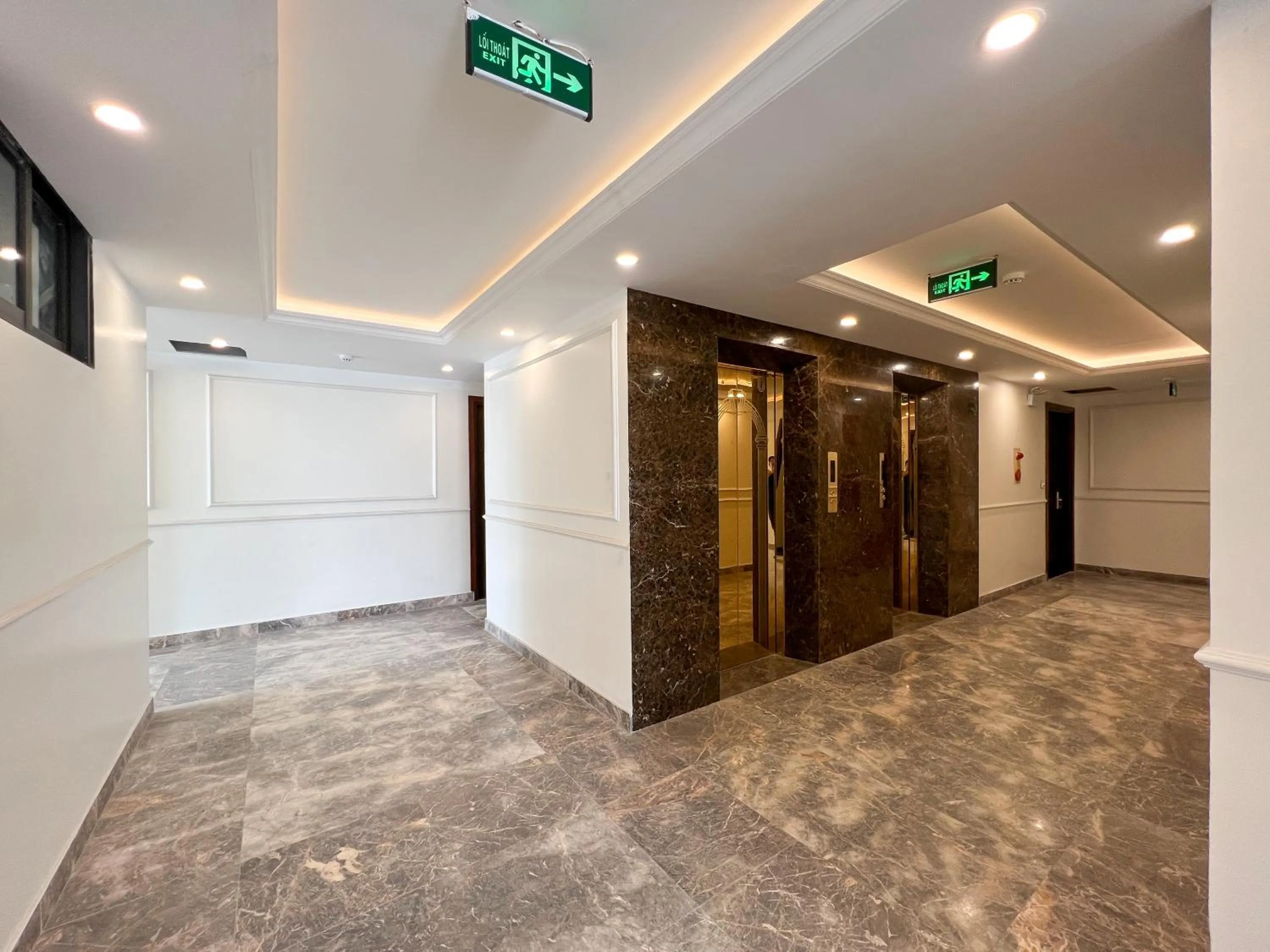 elevator in Hanoi Apartment