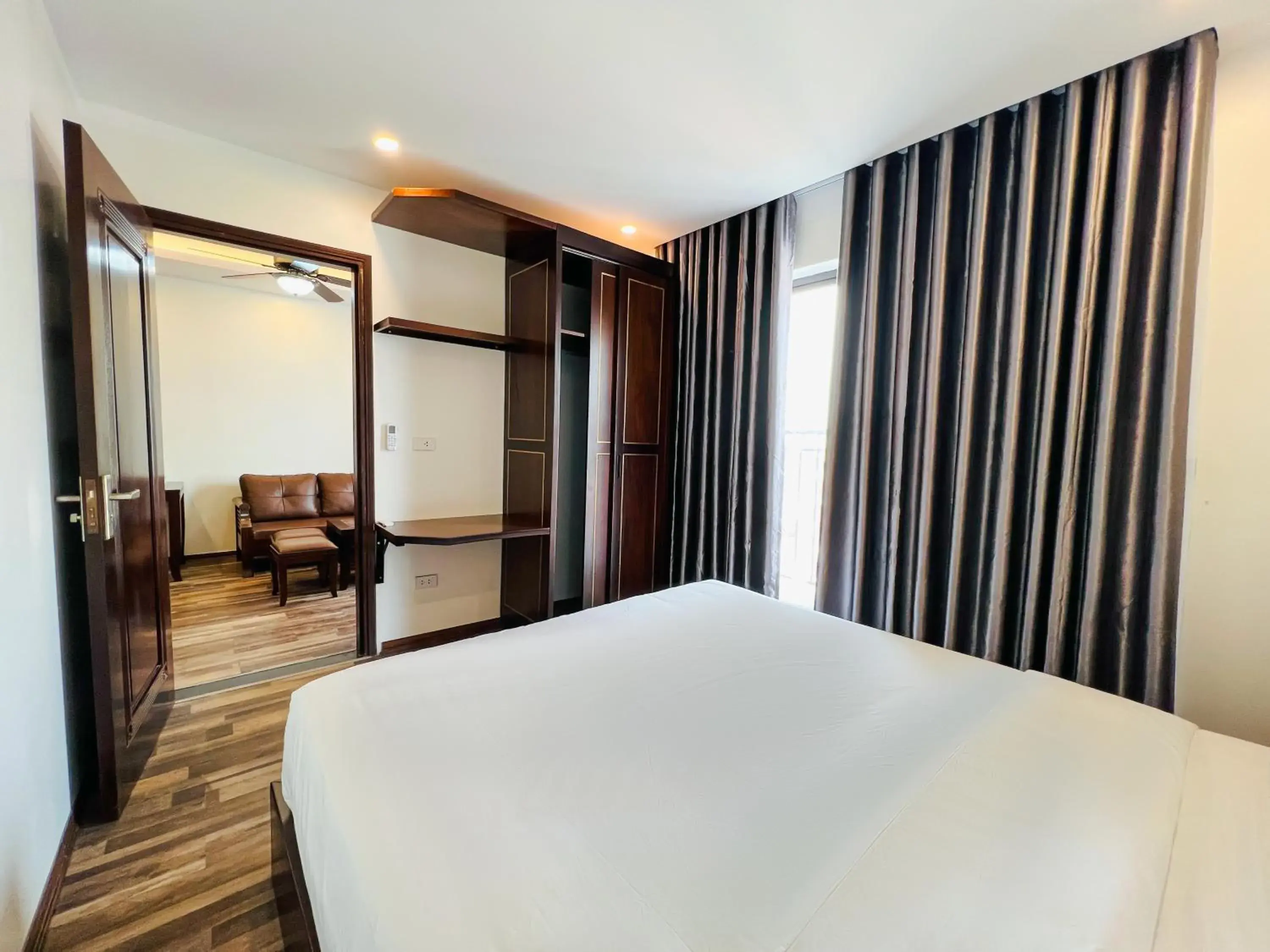 Two-Bedroom Apartment with City View in Hanoi Apartment Two-Bedroom Apartment with City View in Hanoi Apartment