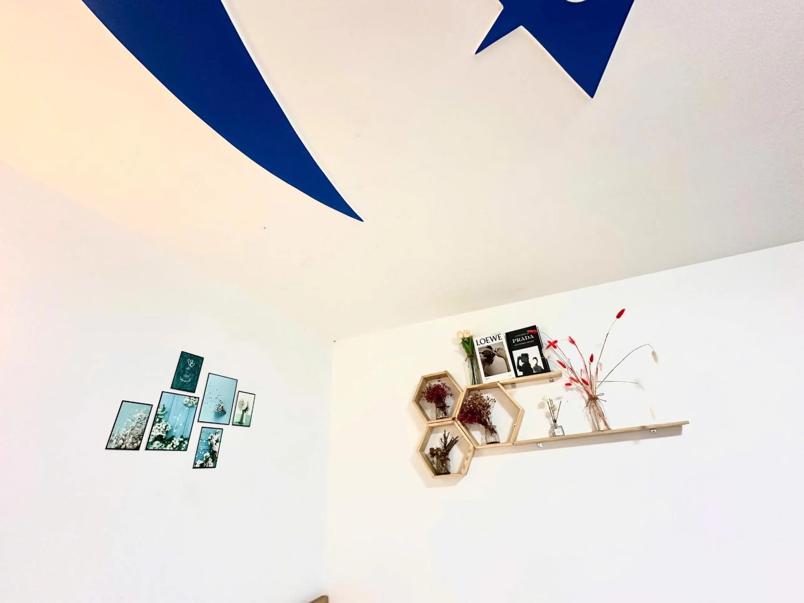 Decorative detail in Nhật Anh Hotel Đà Lạt