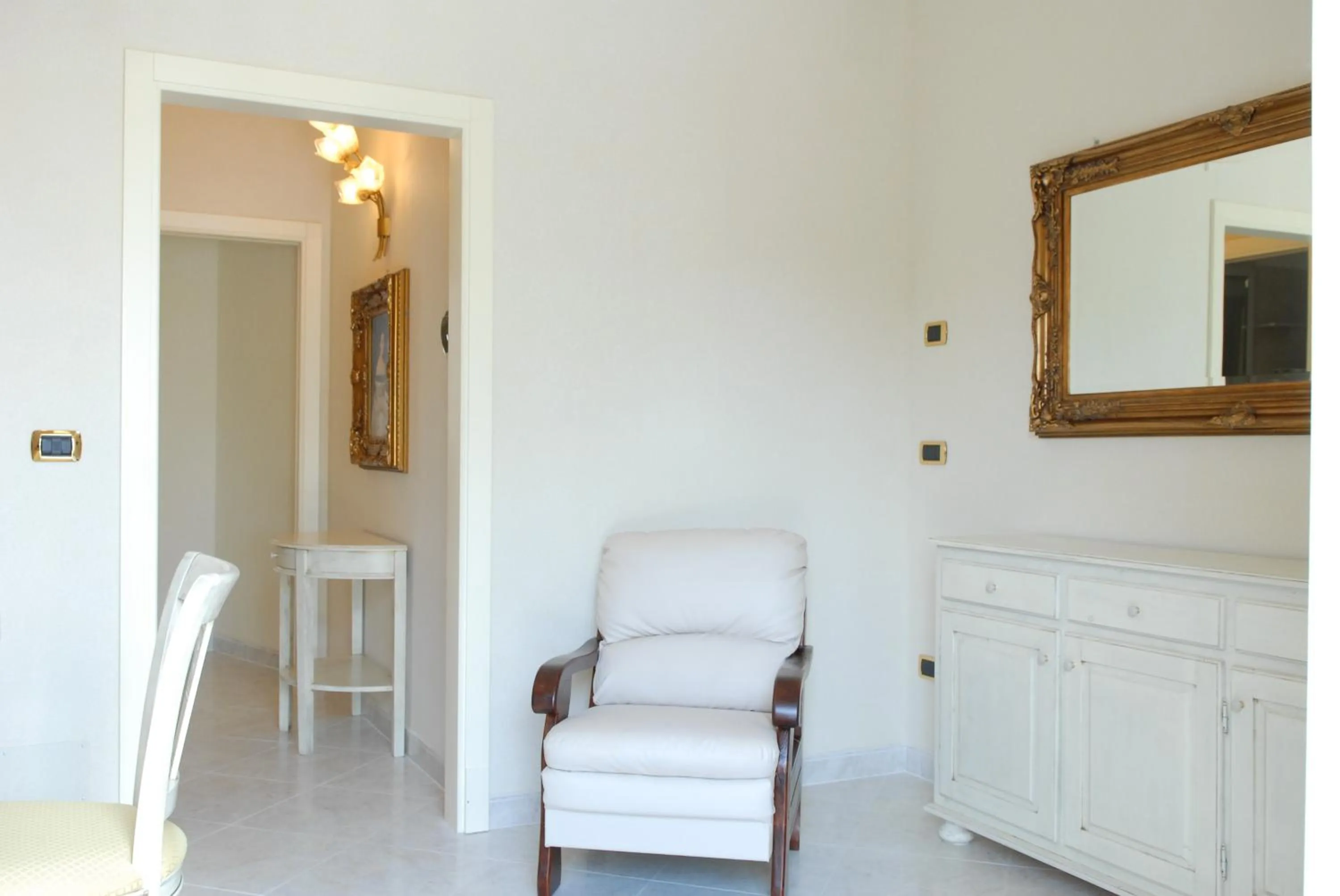Seating area in Villa Caramia