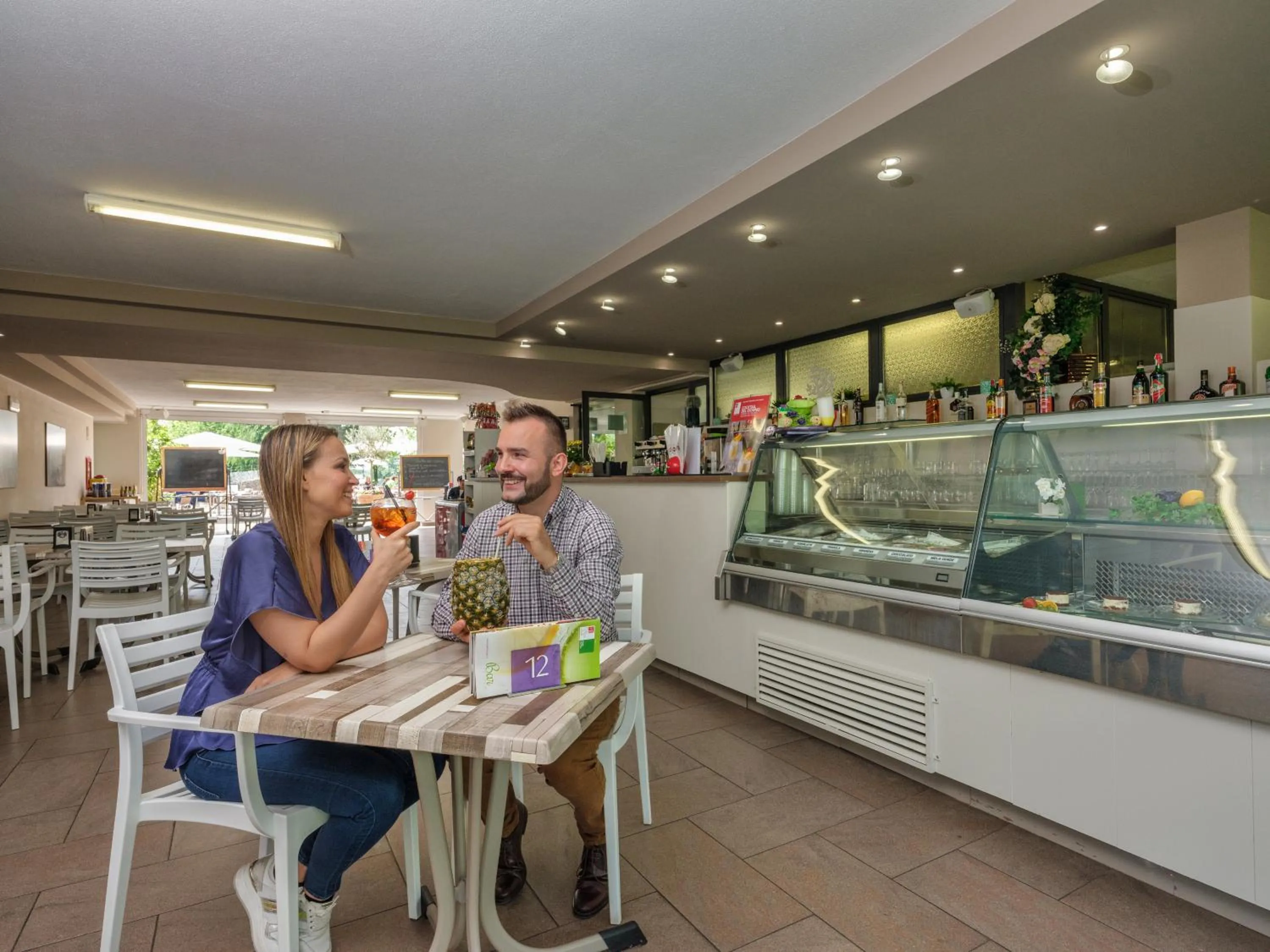 Restaurant/places to eat in Parc Hotel