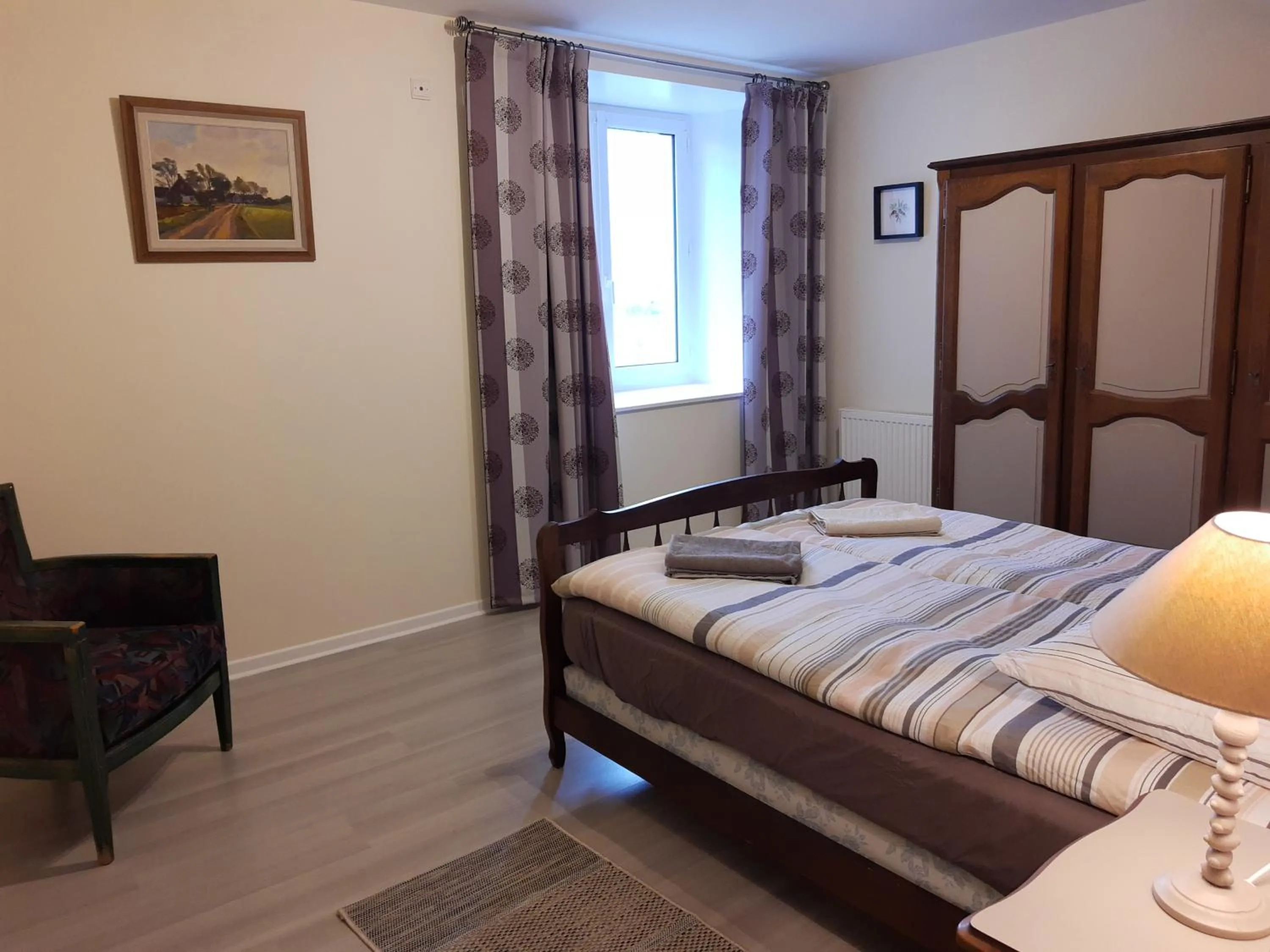 Bedroom, Bed in Moulin de la Fleuristerie