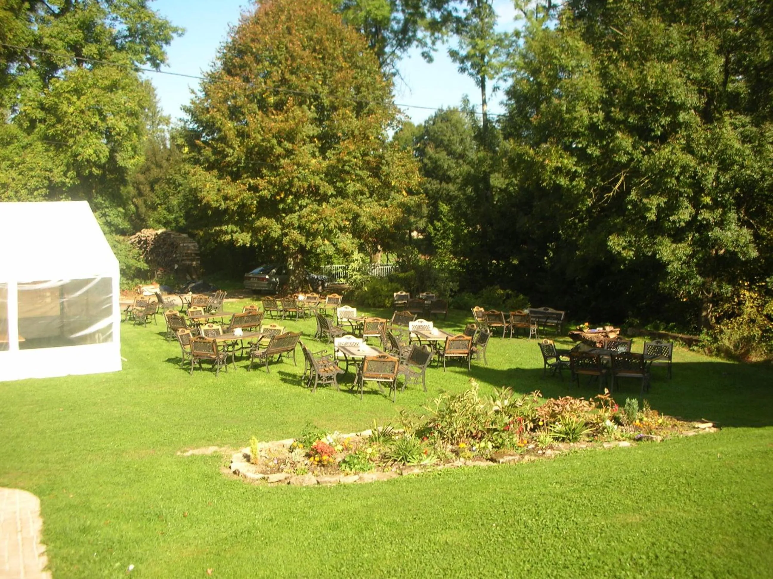 Garden in Moulin de la Fleuristerie